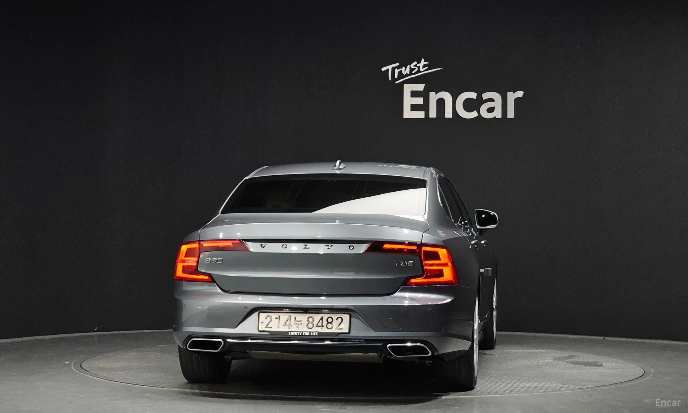 Volvo S90 превью 4