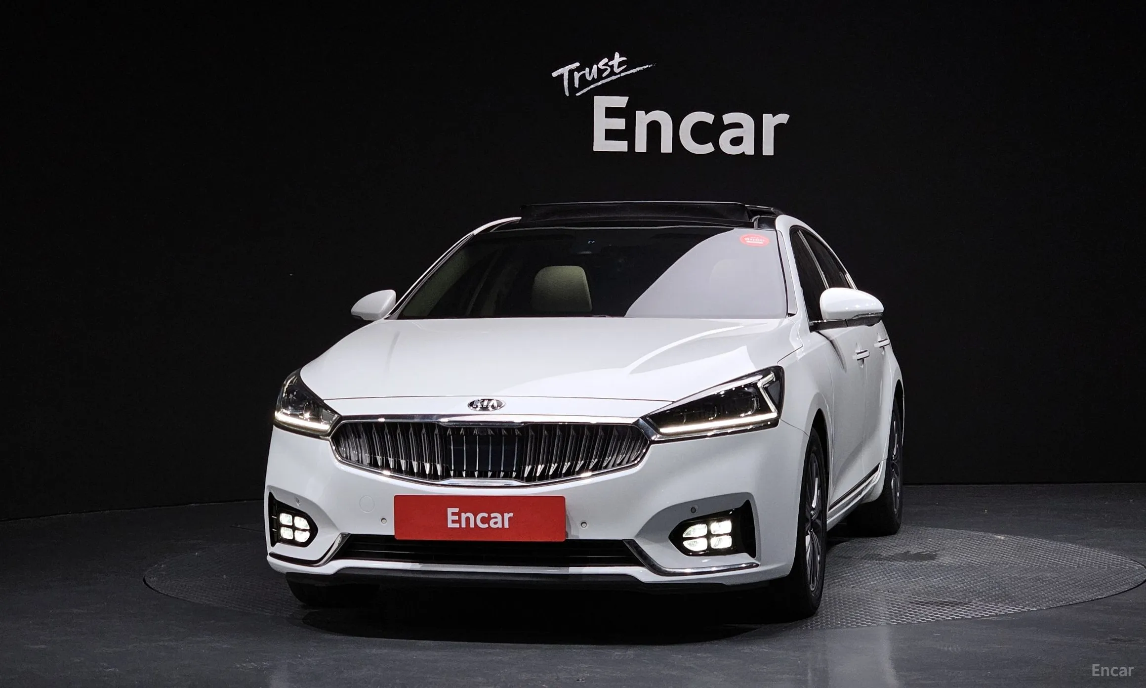Kia K7 Hybrid превью 3