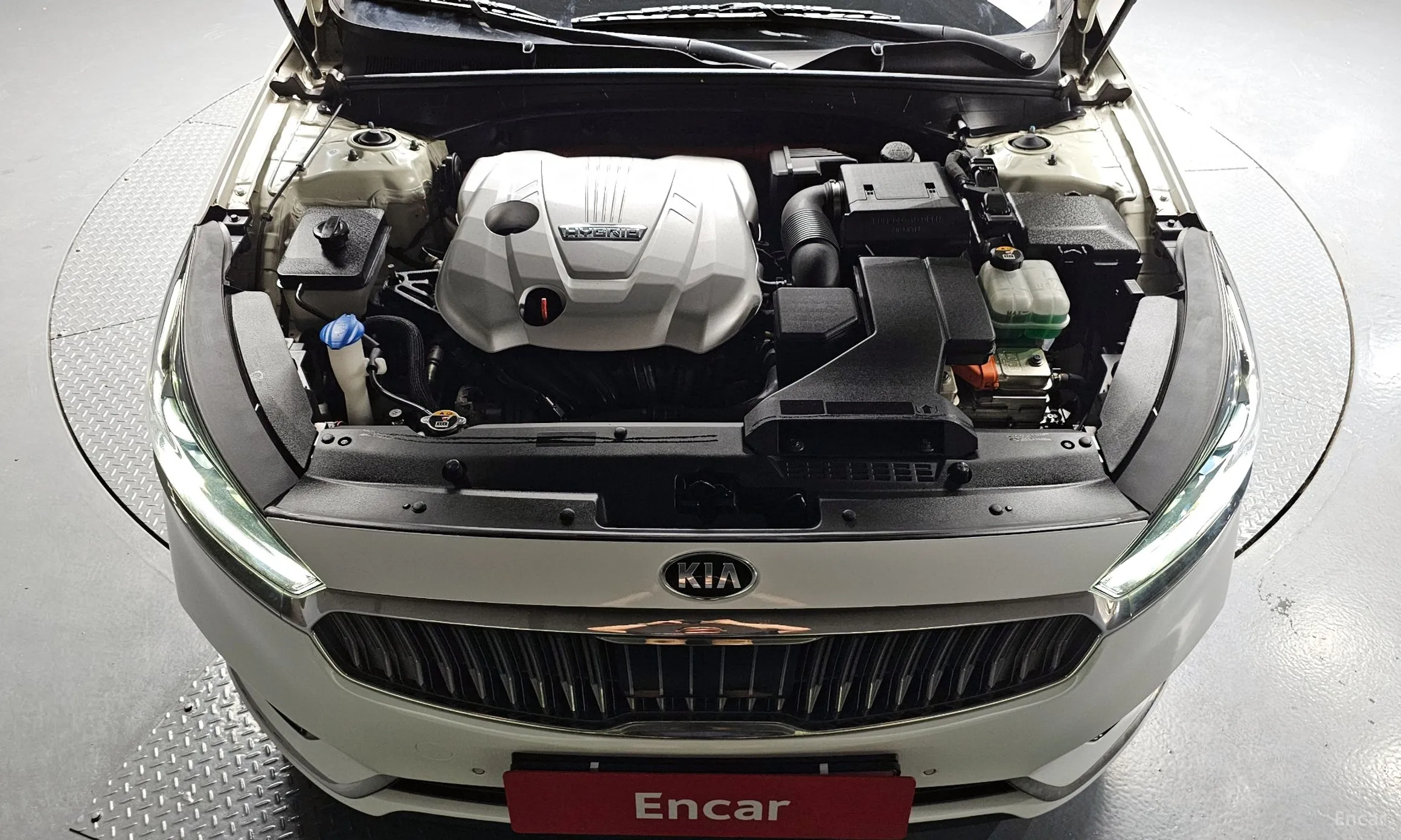 Kia K7 Hybrid превью 6