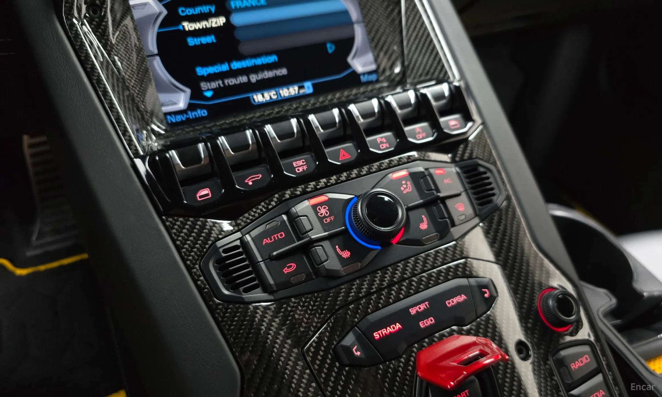 Lamborghini Aventador превью 17