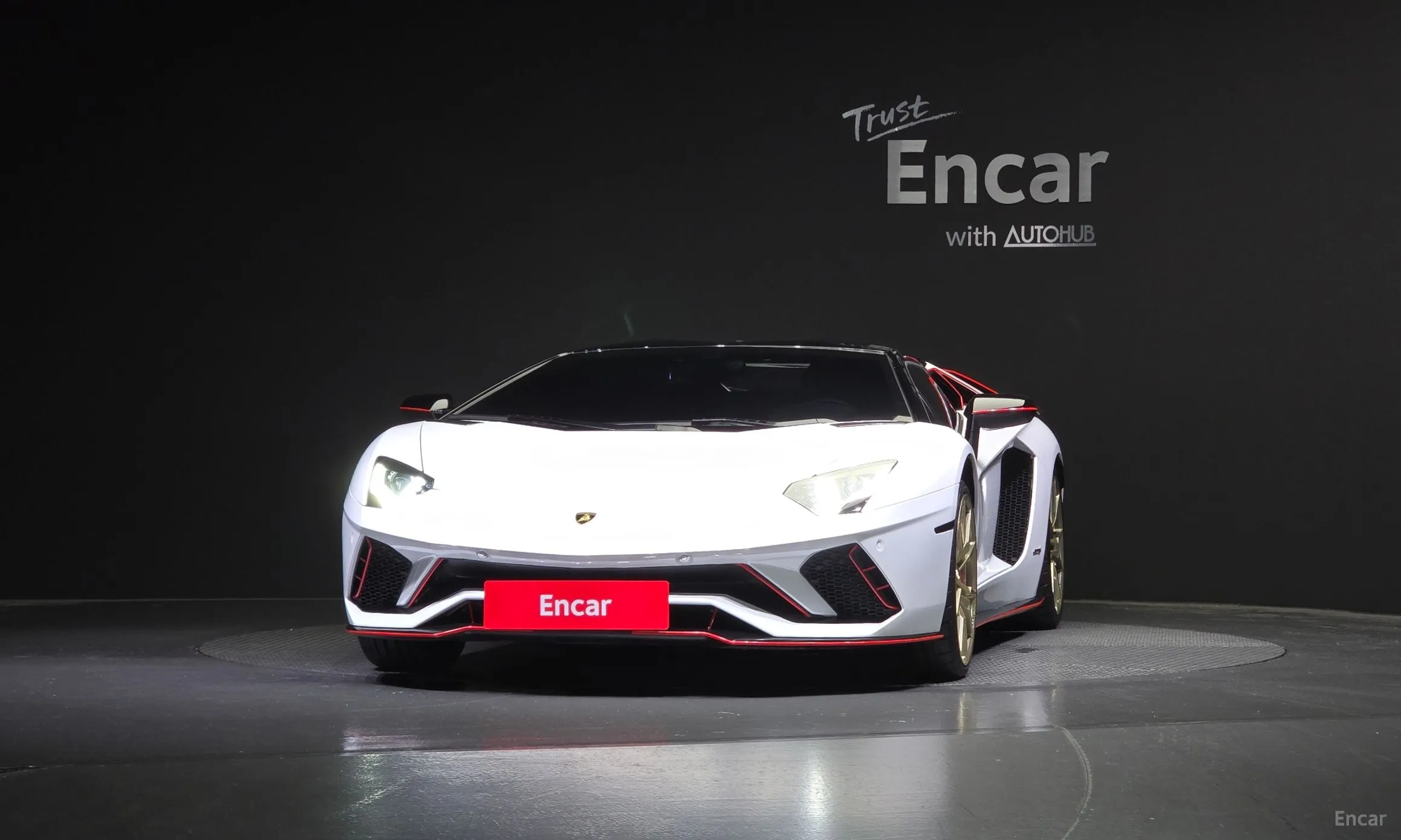 Lamborghini Aventador превью 3