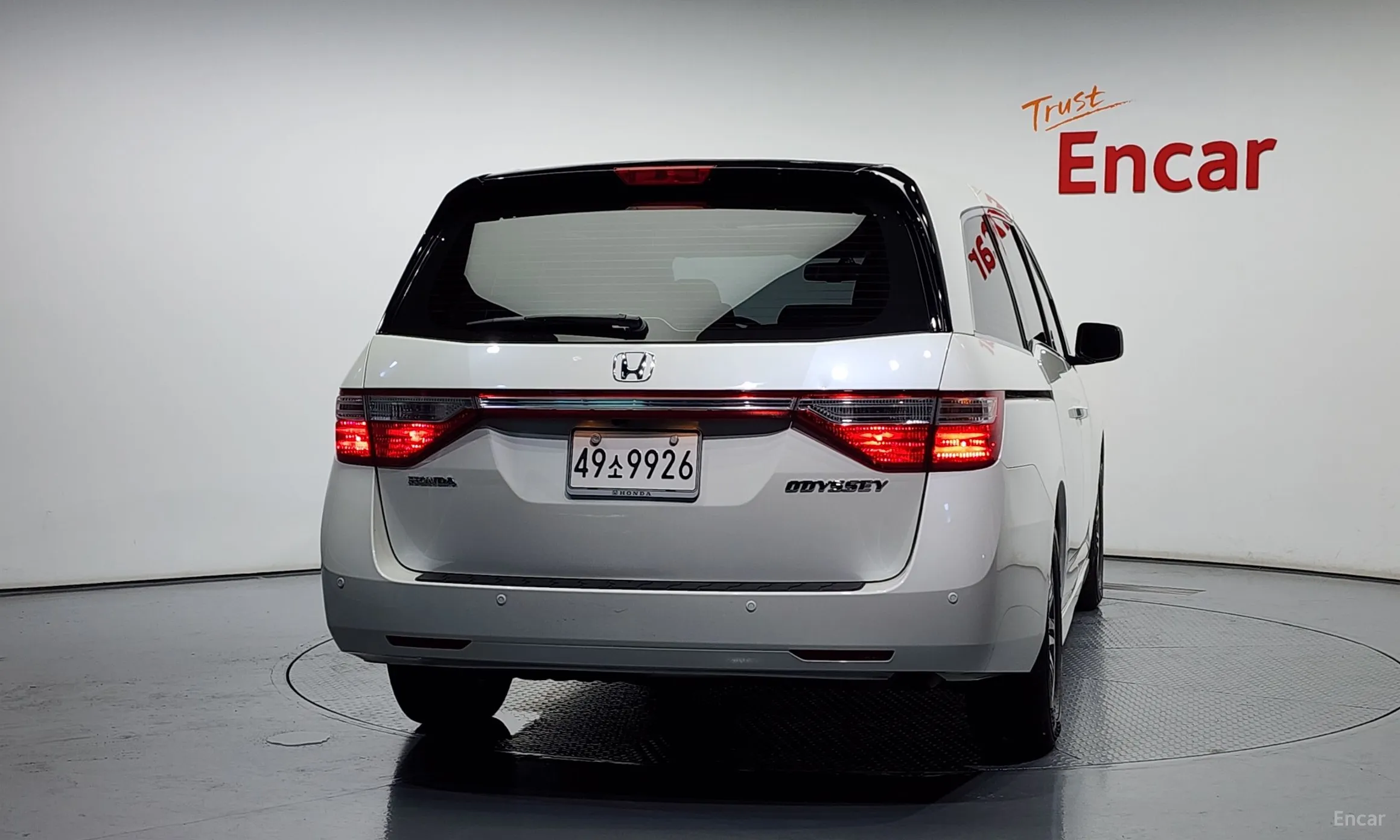Honda Odyssey превью 4