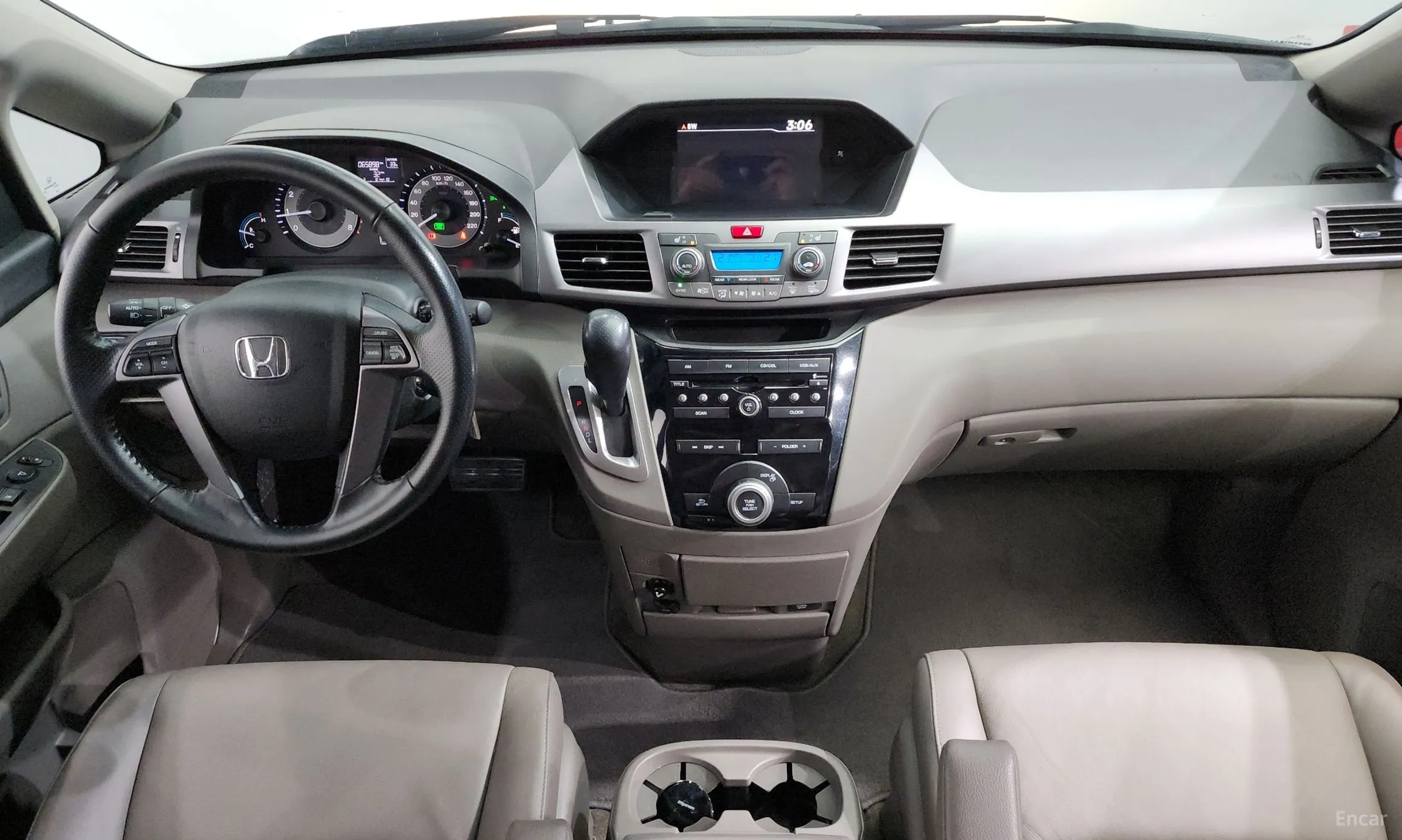 Honda Odyssey превью 7