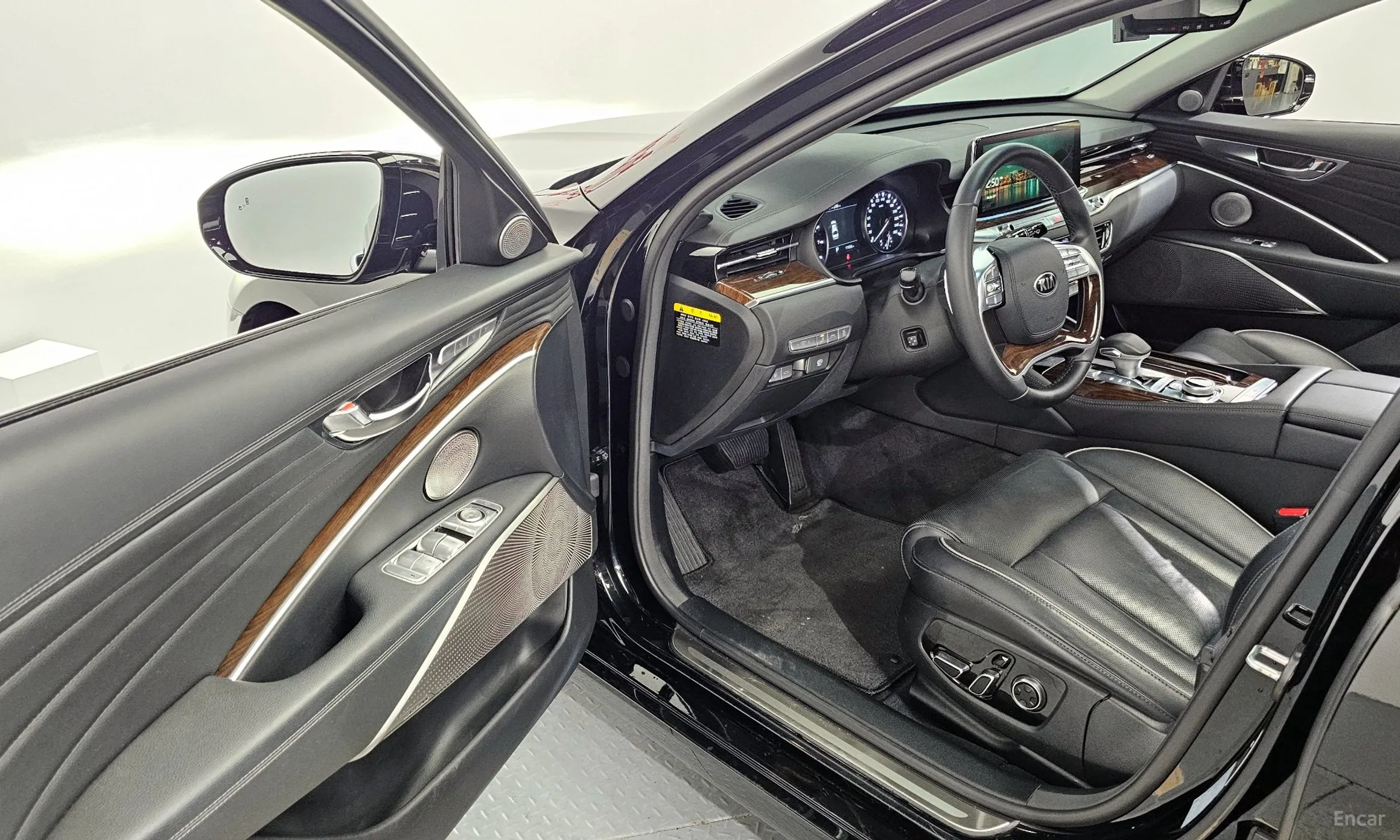 Kia K9 превью 10