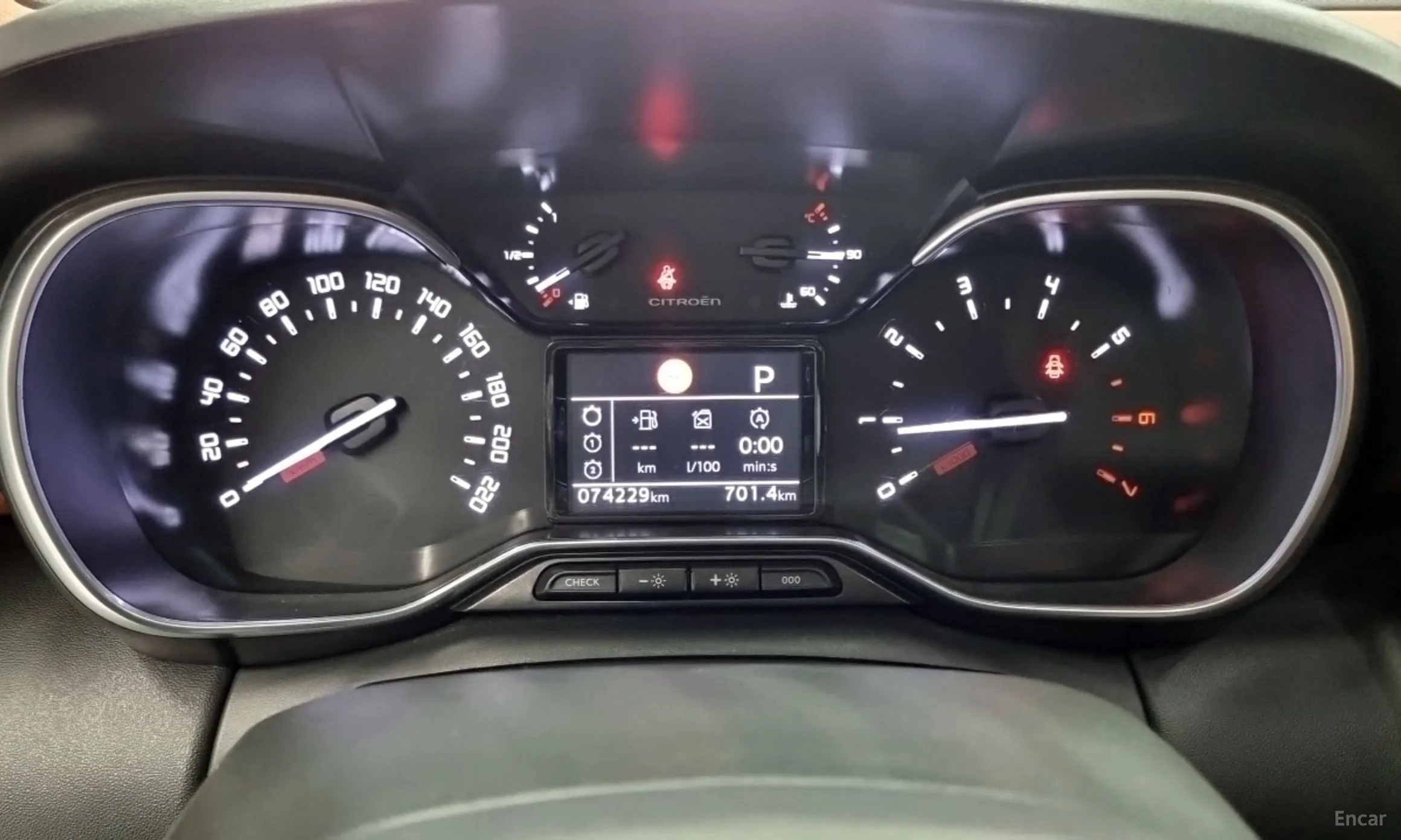 Citroën/DS C3 Aircross превью 8
