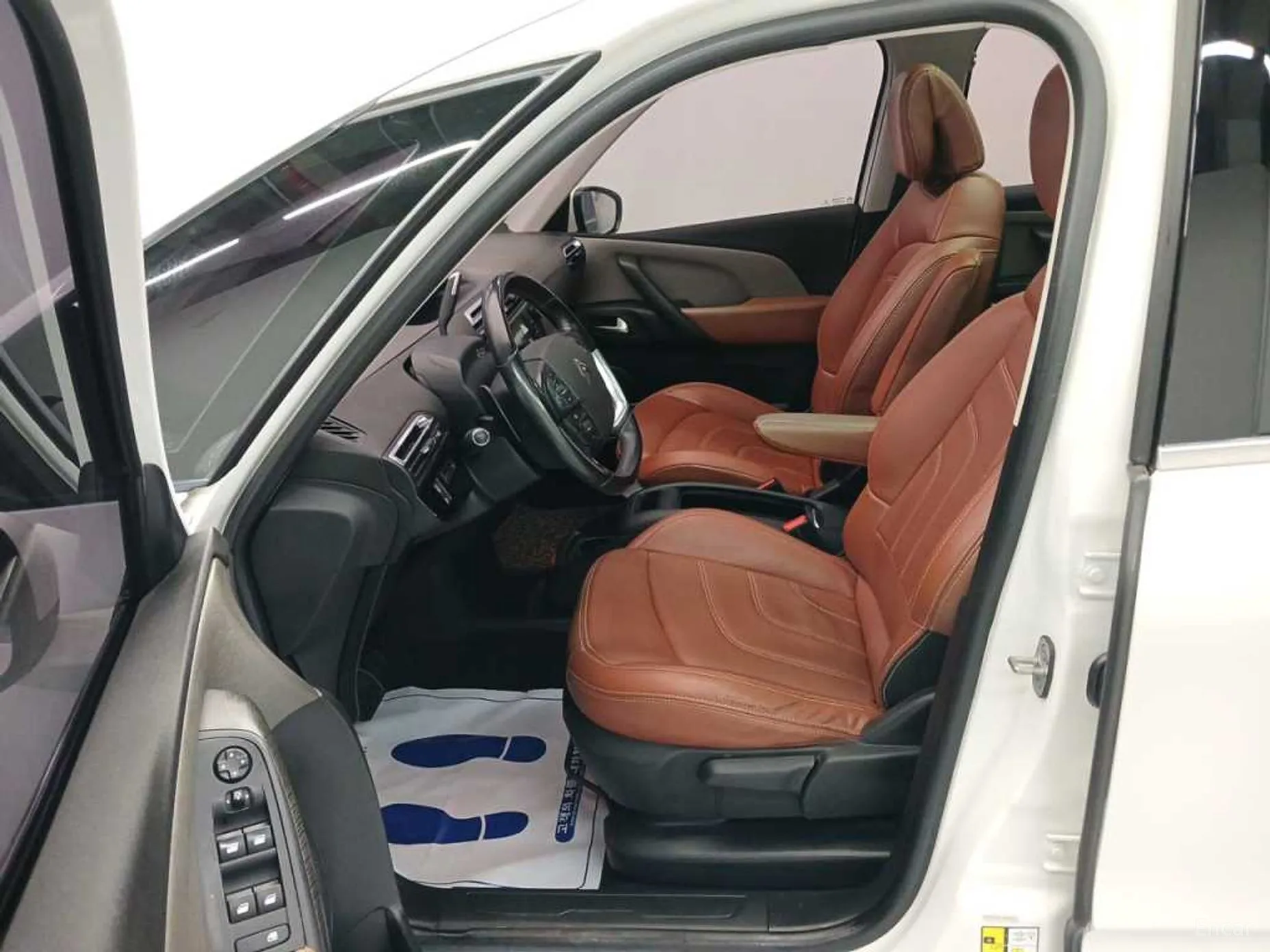 Citroën/DS C4 Picasso превью 11