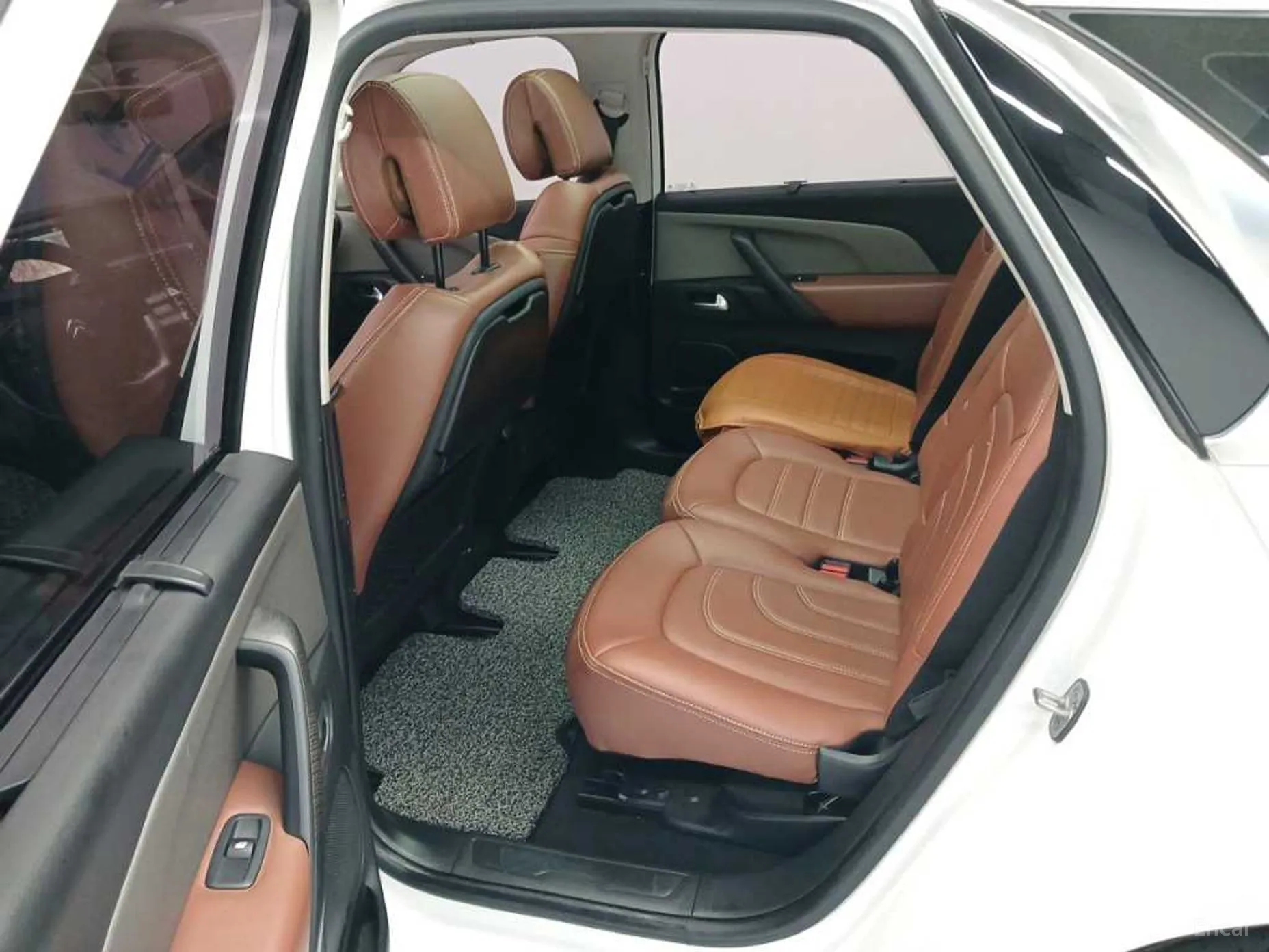 Citroën/DS C4 Picasso превью 12