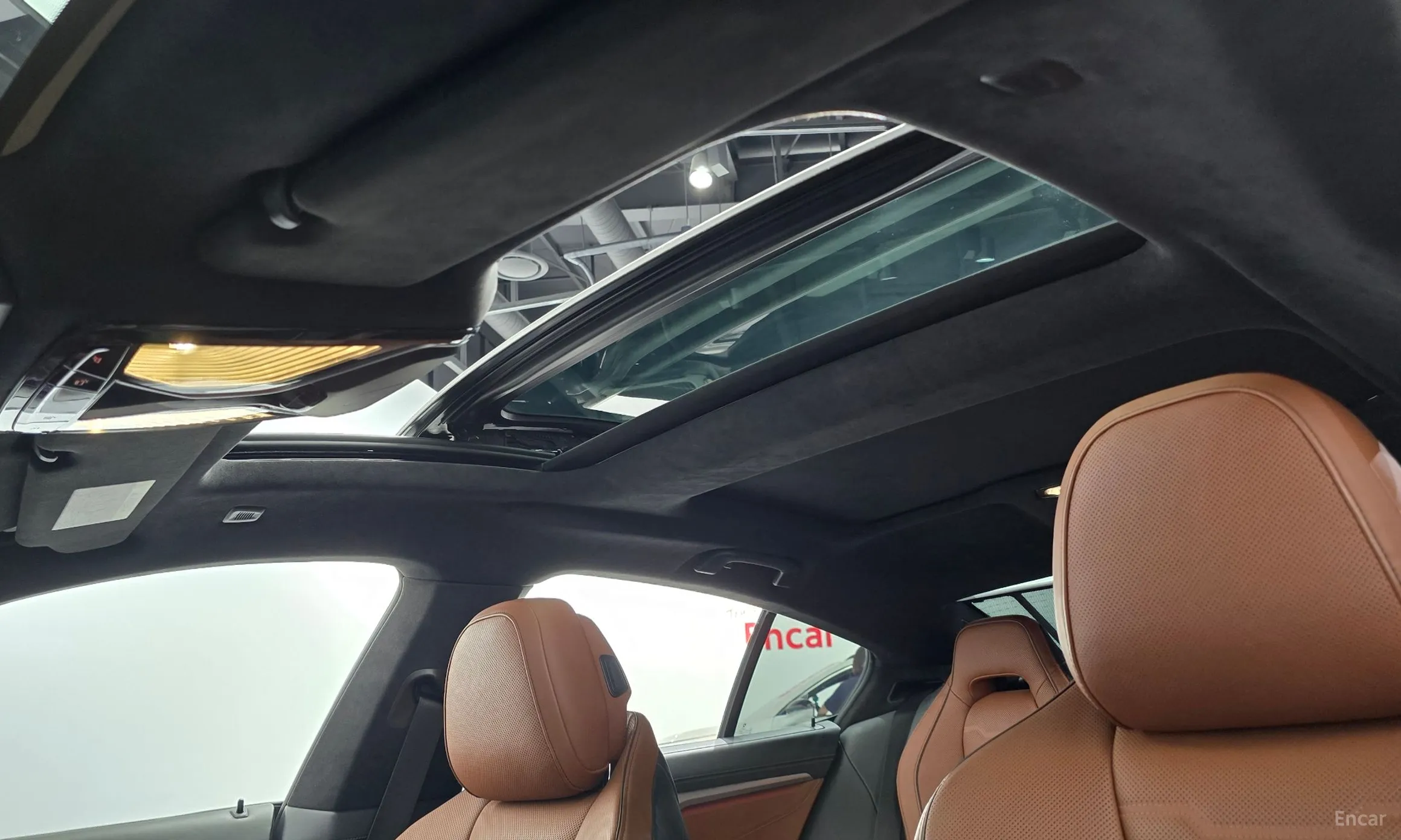 BMW 8-series (G15) превью 19
