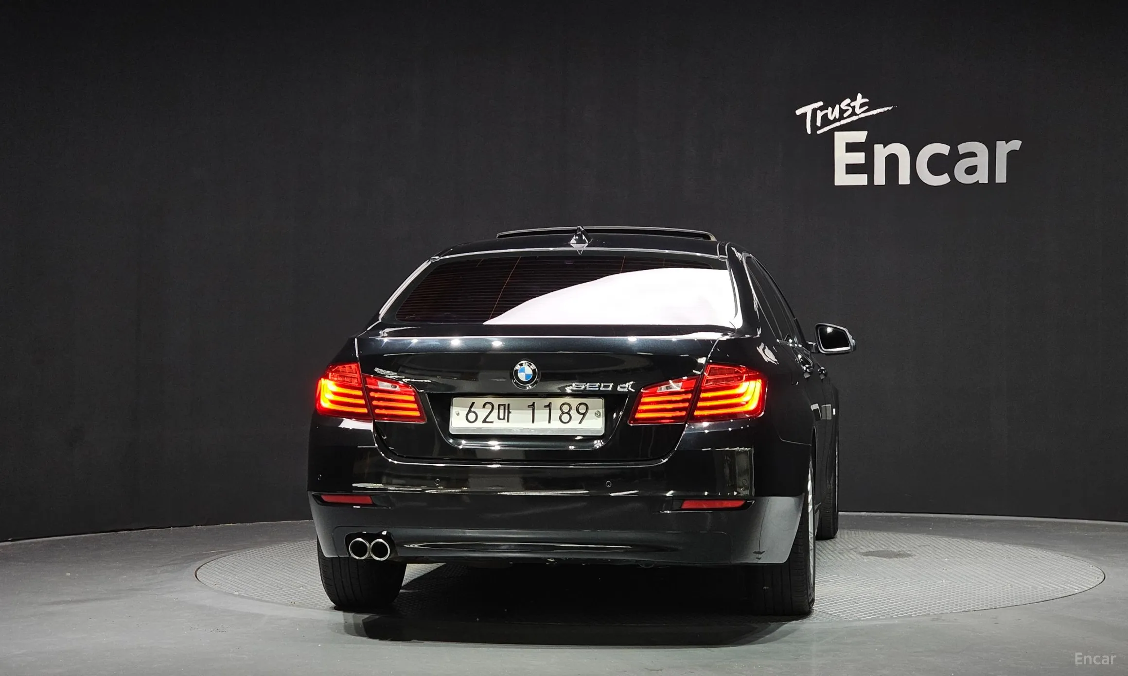 BMW 5 Series (F10) превью 4