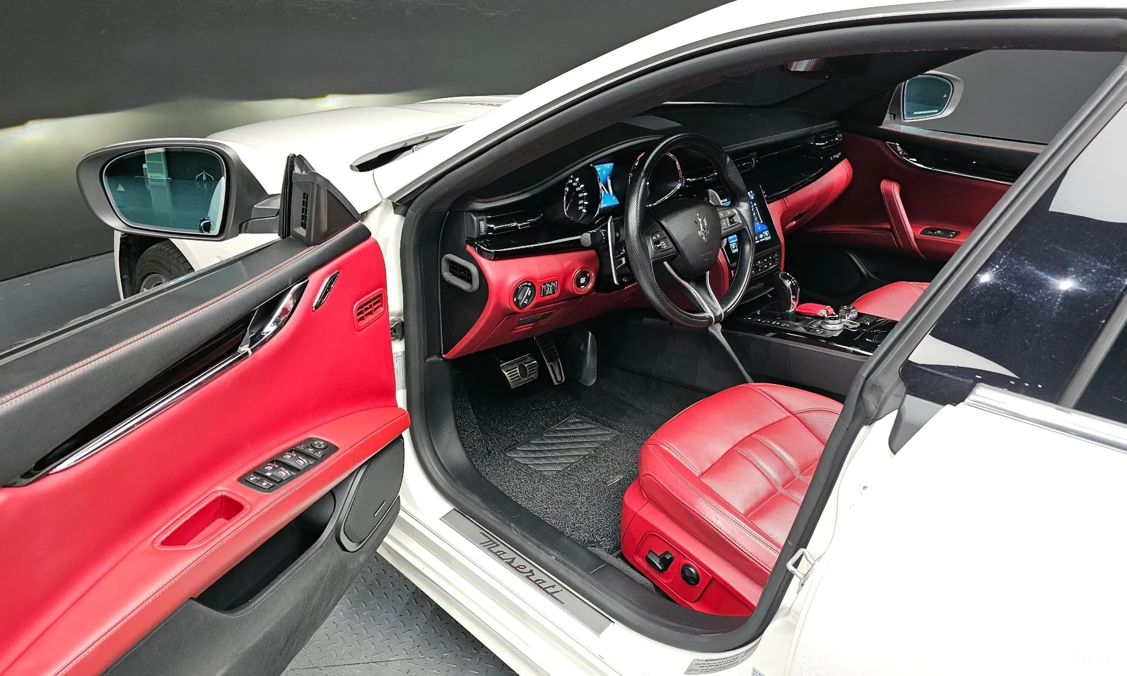 Maserati Quattroporte превью 11