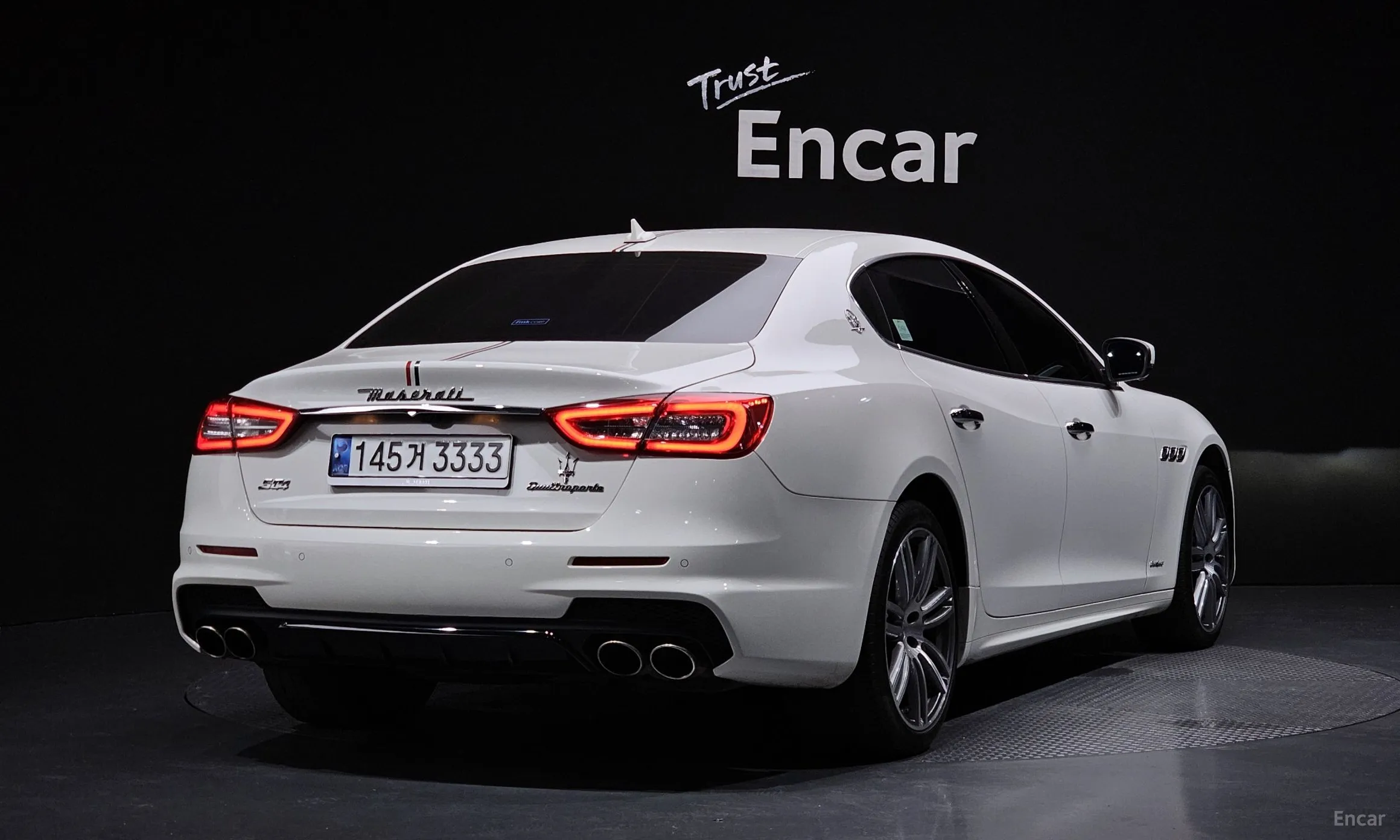 Maserati Quattroporte