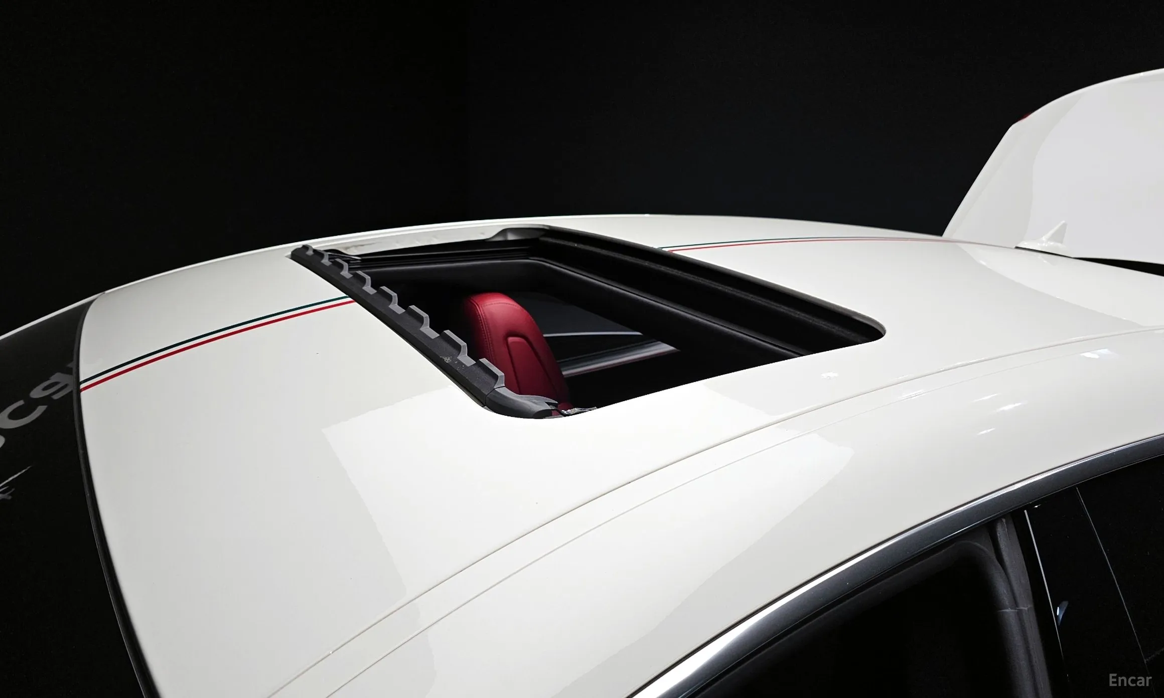Maserati Quattroporte превью 17