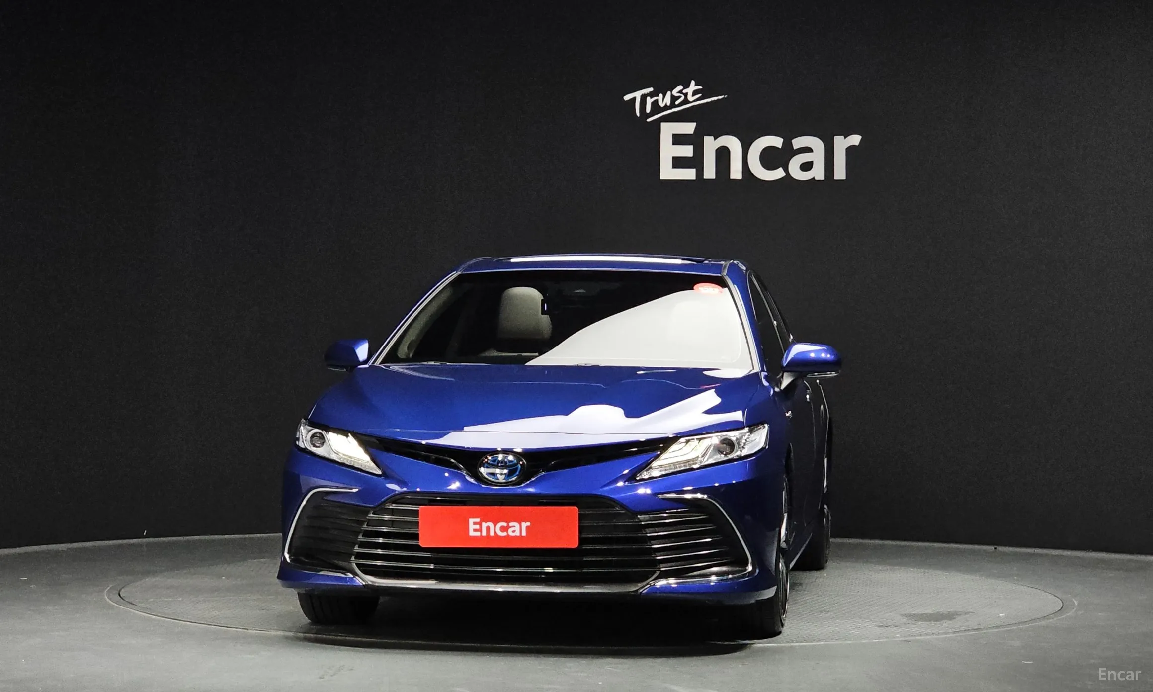 Toyota Camry (XV70) превью 3
