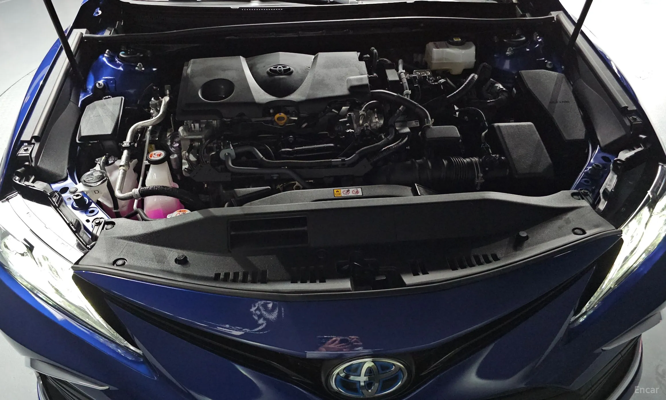 Toyota Camry (XV70) превью 6
