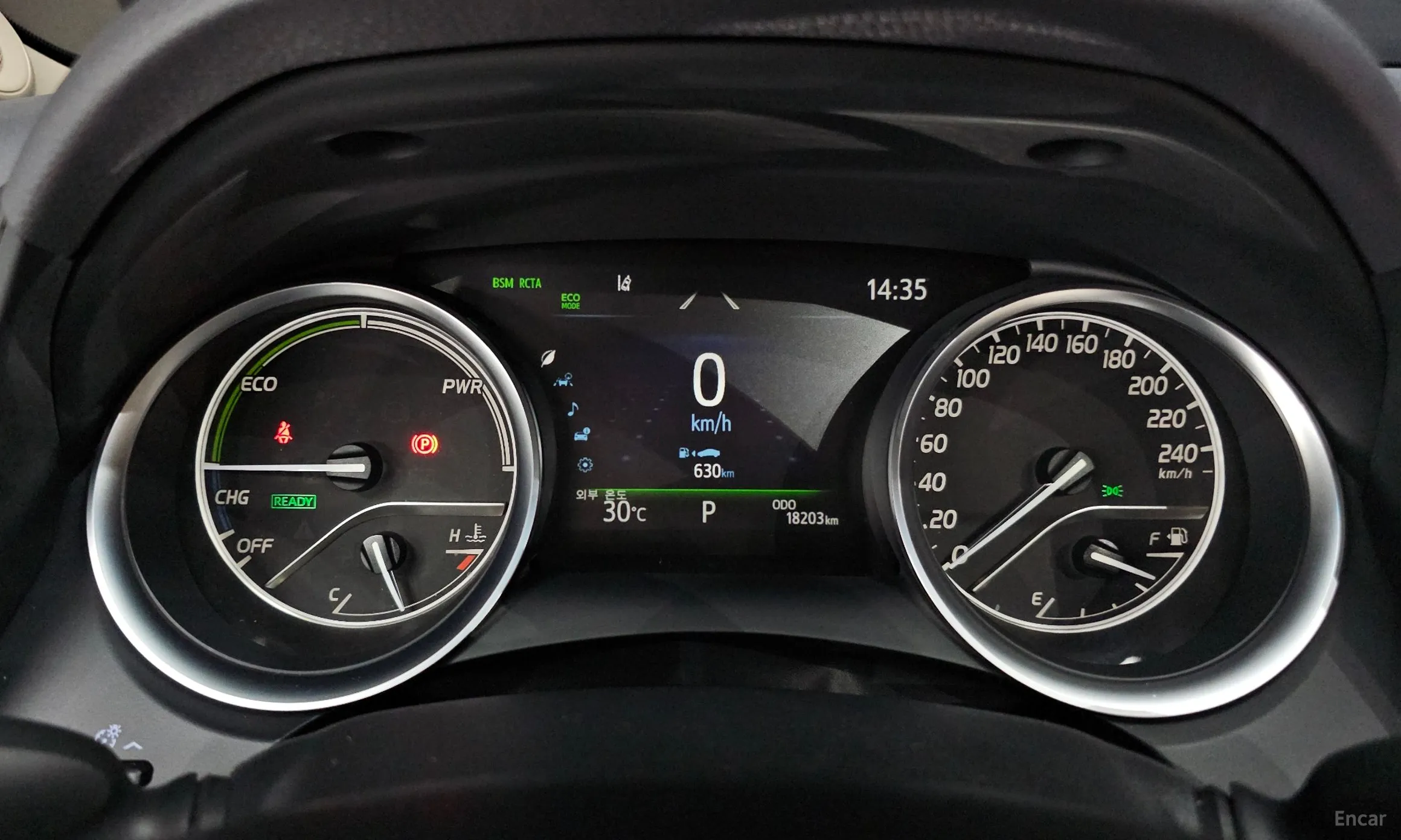 Toyota Camry (XV70) превью 8