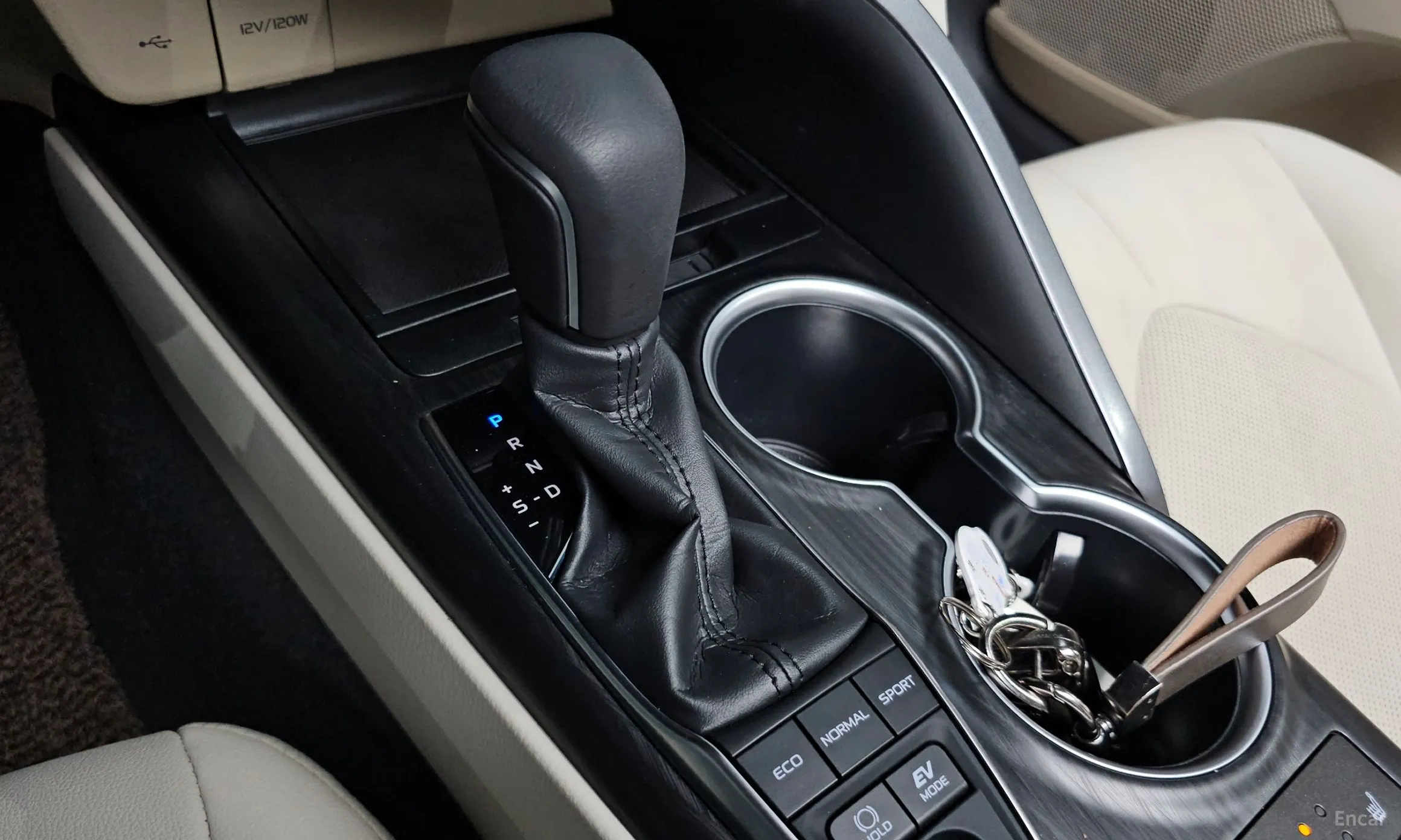 Toyota Camry (XV70) превью 9