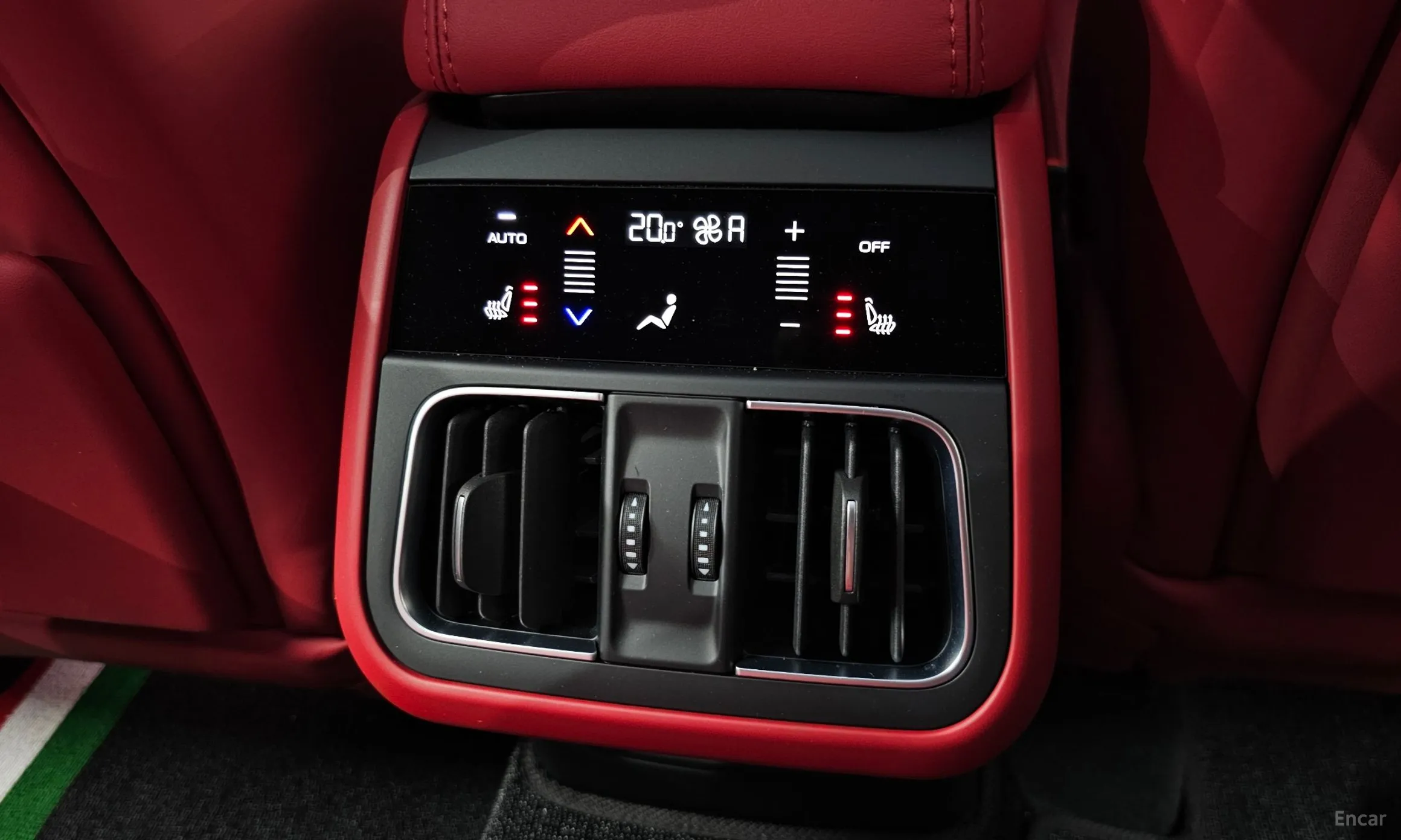 Maserati Grekale превью 19