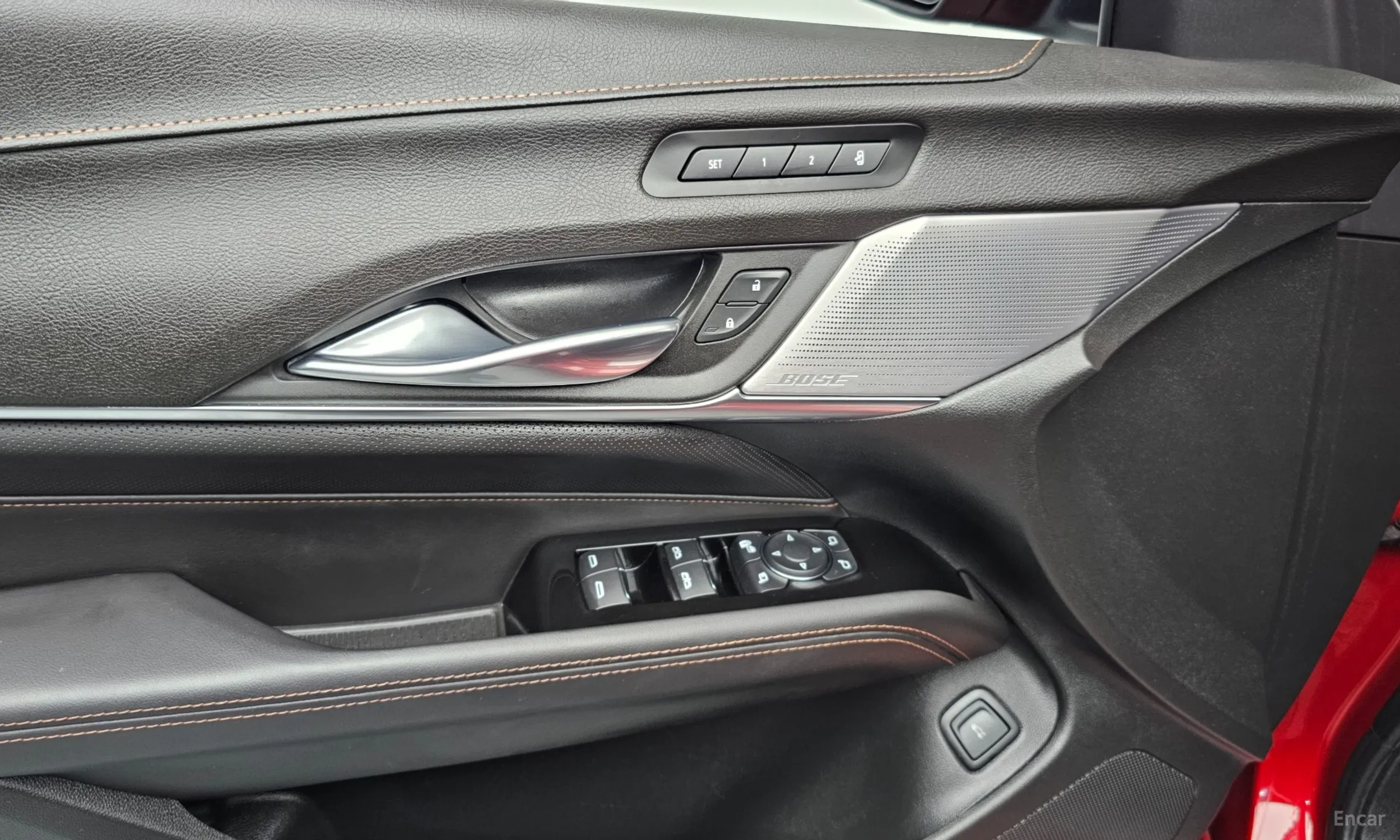 Cadillac CT4 превью 17