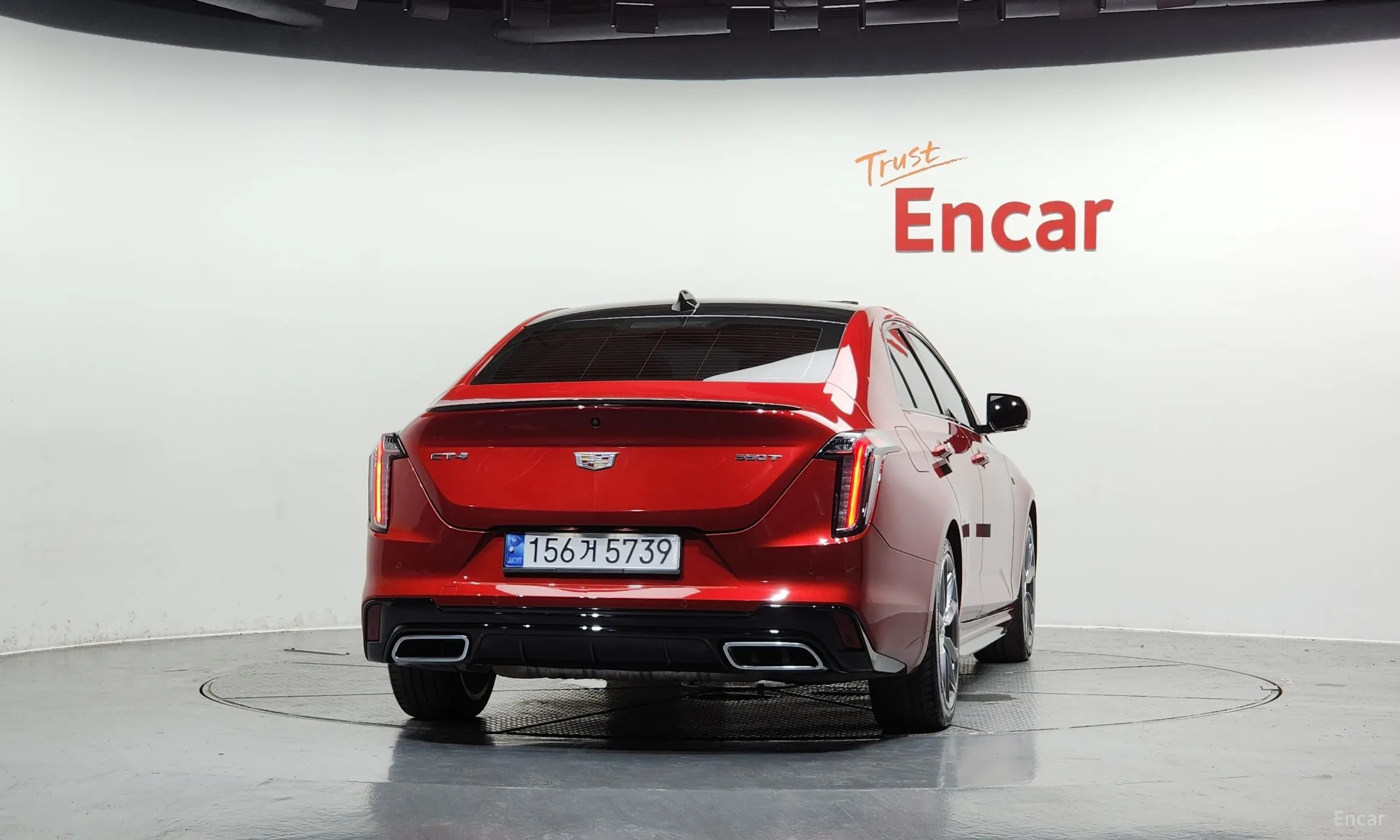 Cadillac CT4 превью 4