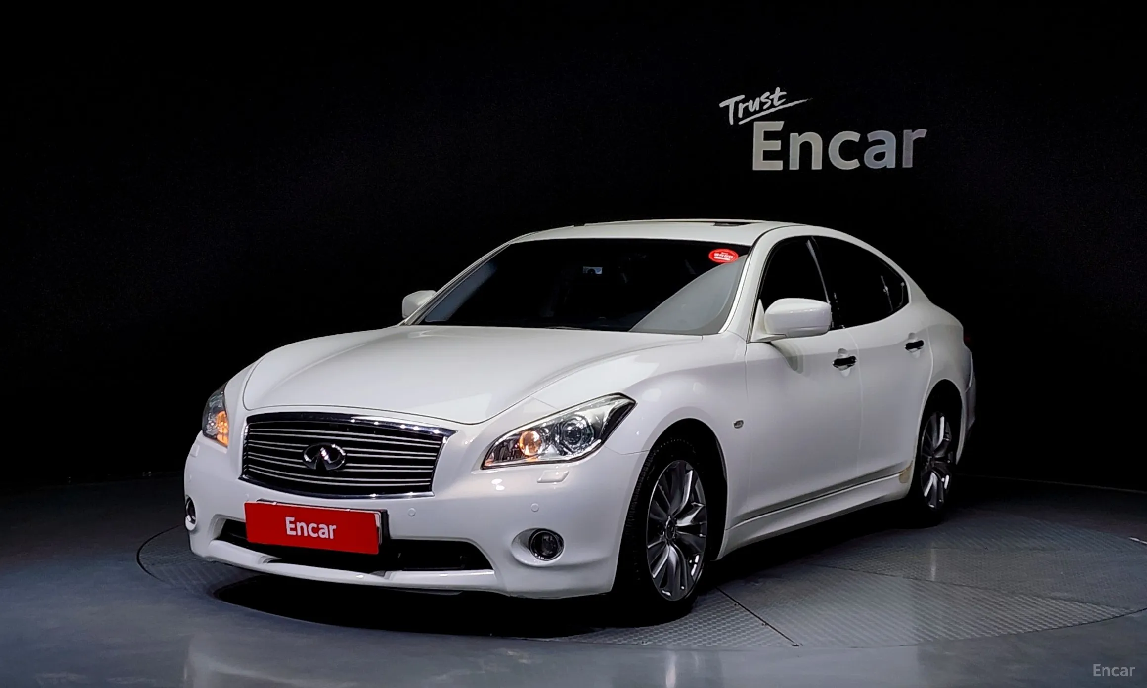 Infiniti M37