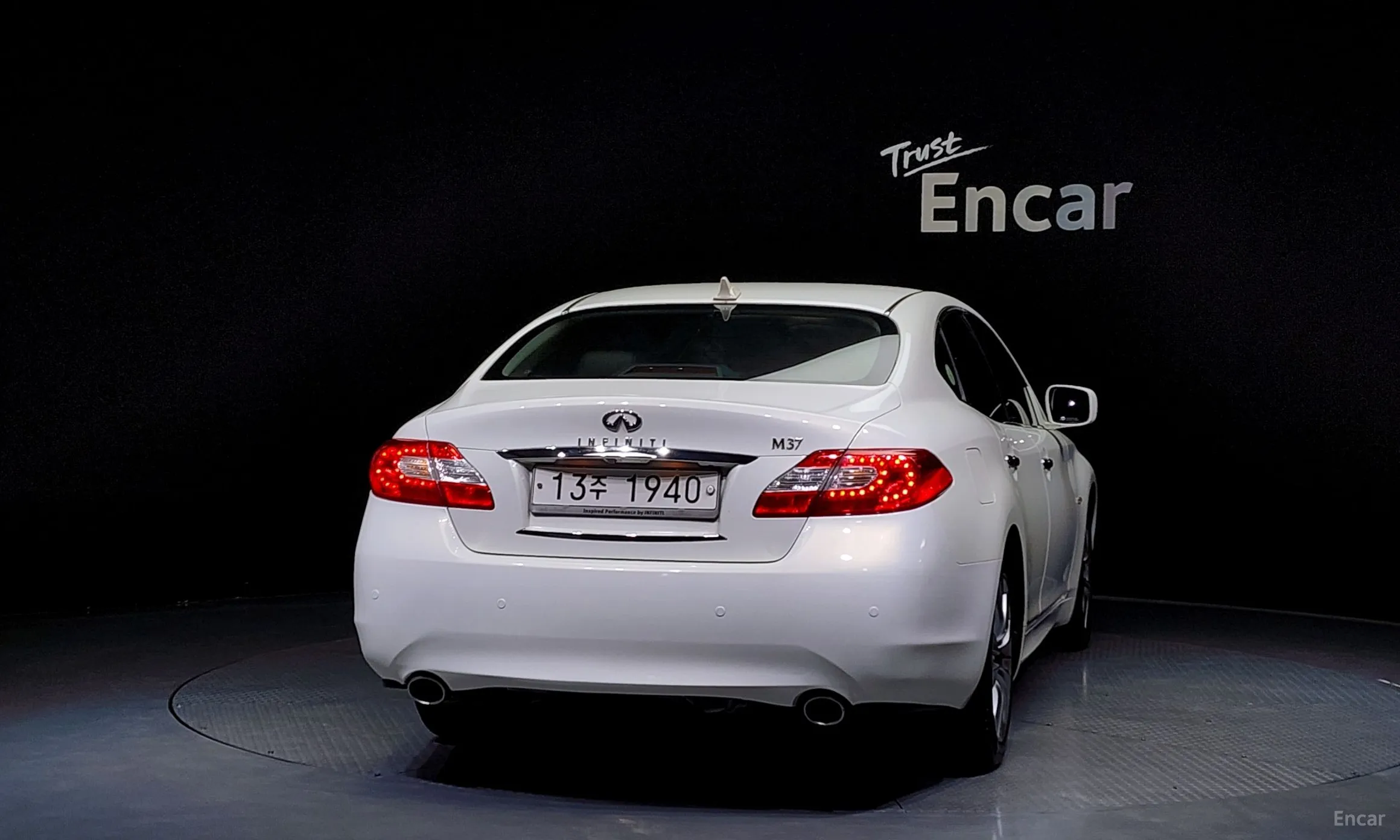 Infiniti M37 превью 4