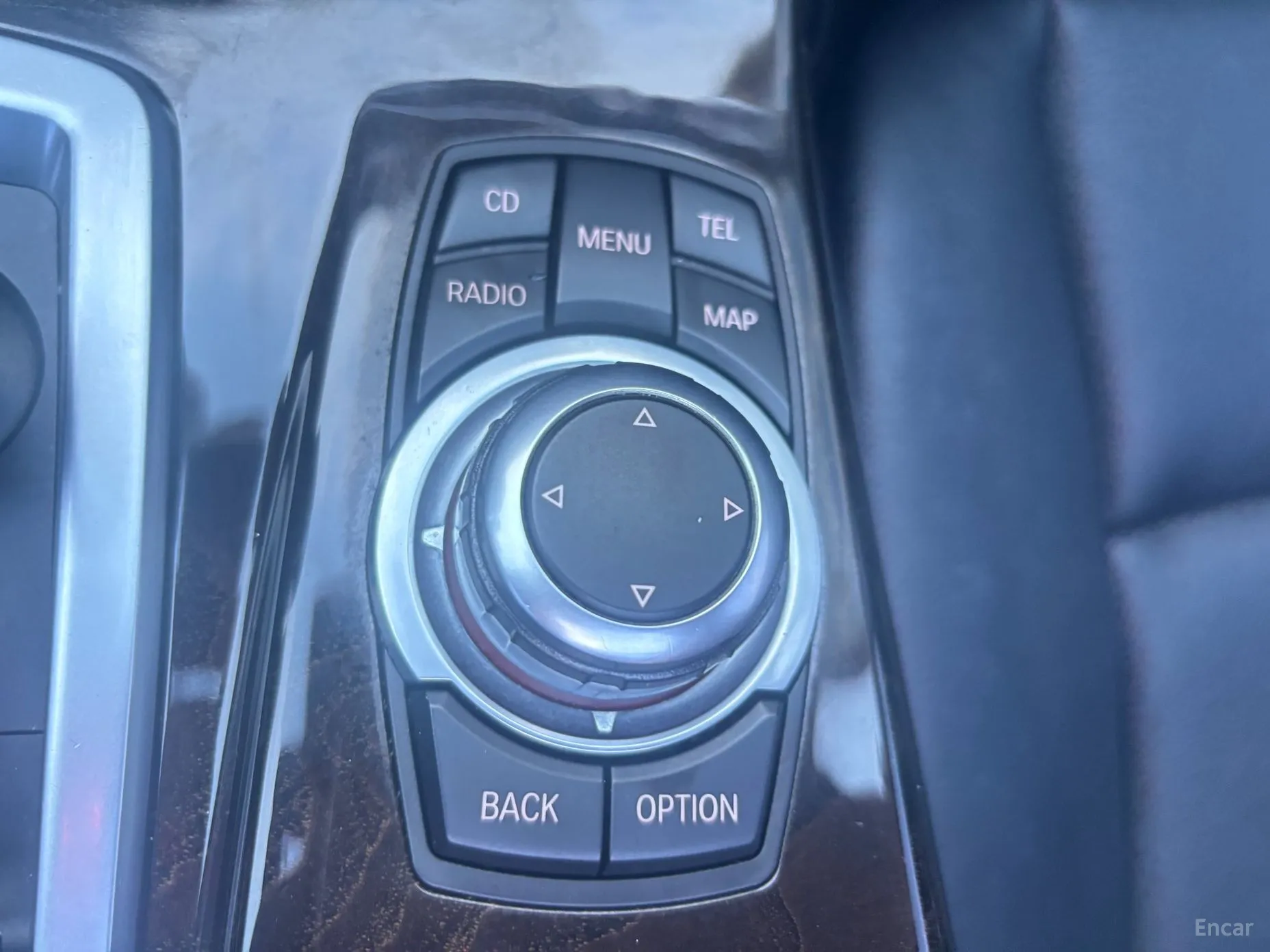 BMW 5 Series (F10) превью 17