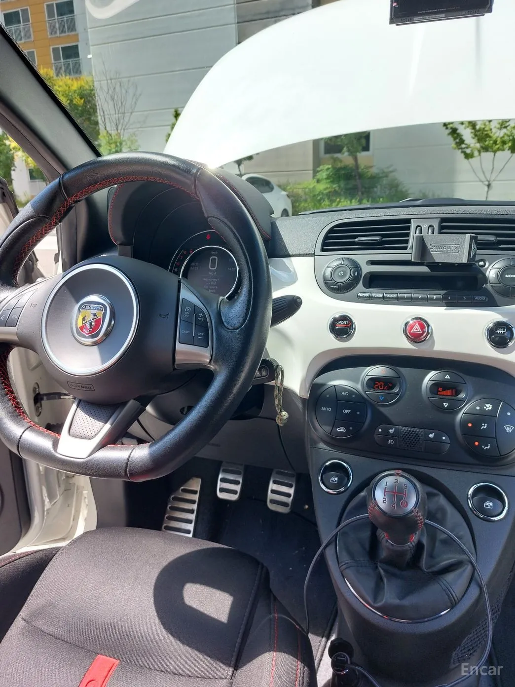 Fiat 500 превью 10