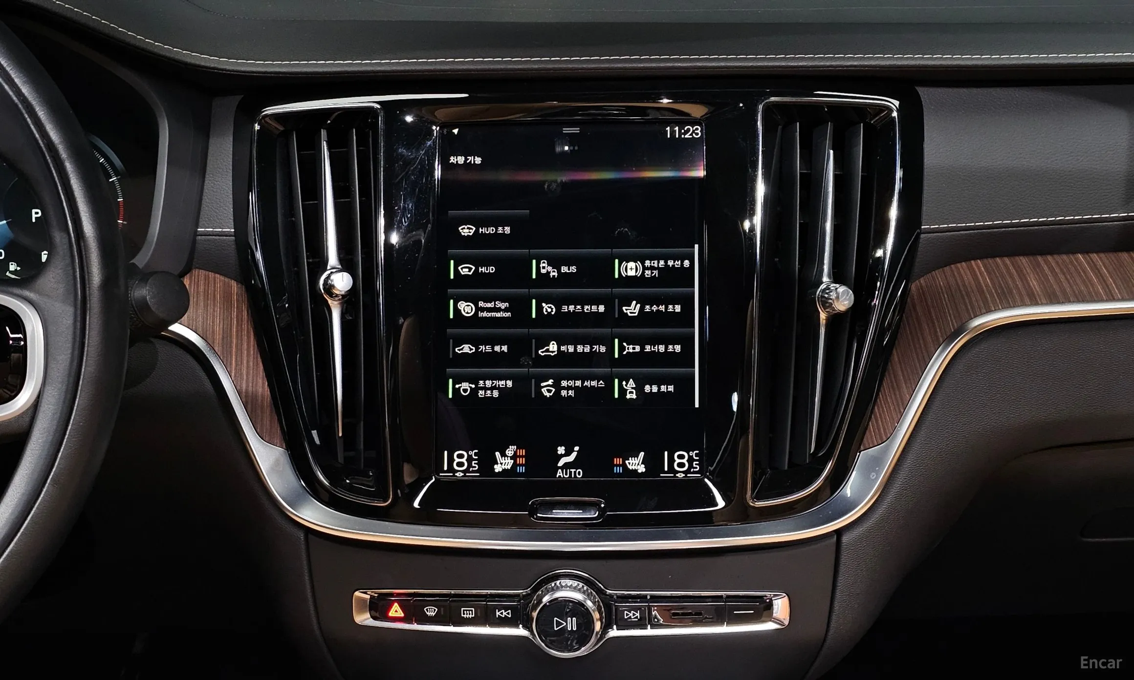 Volvo S60 3rd Generation превью 14