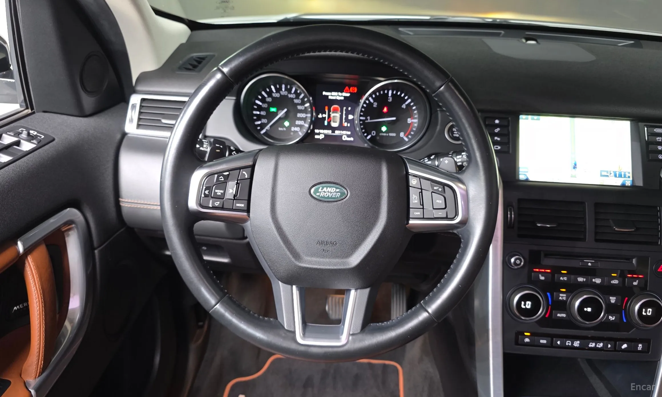 Land Rover Discovery Sports превью 13