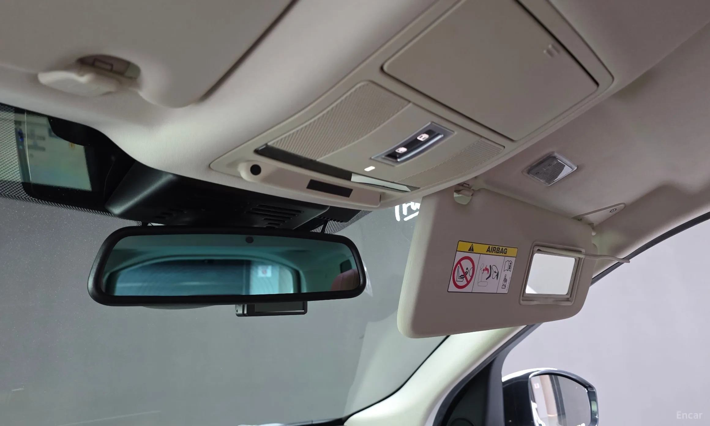 Land Rover Discovery Sports превью 16