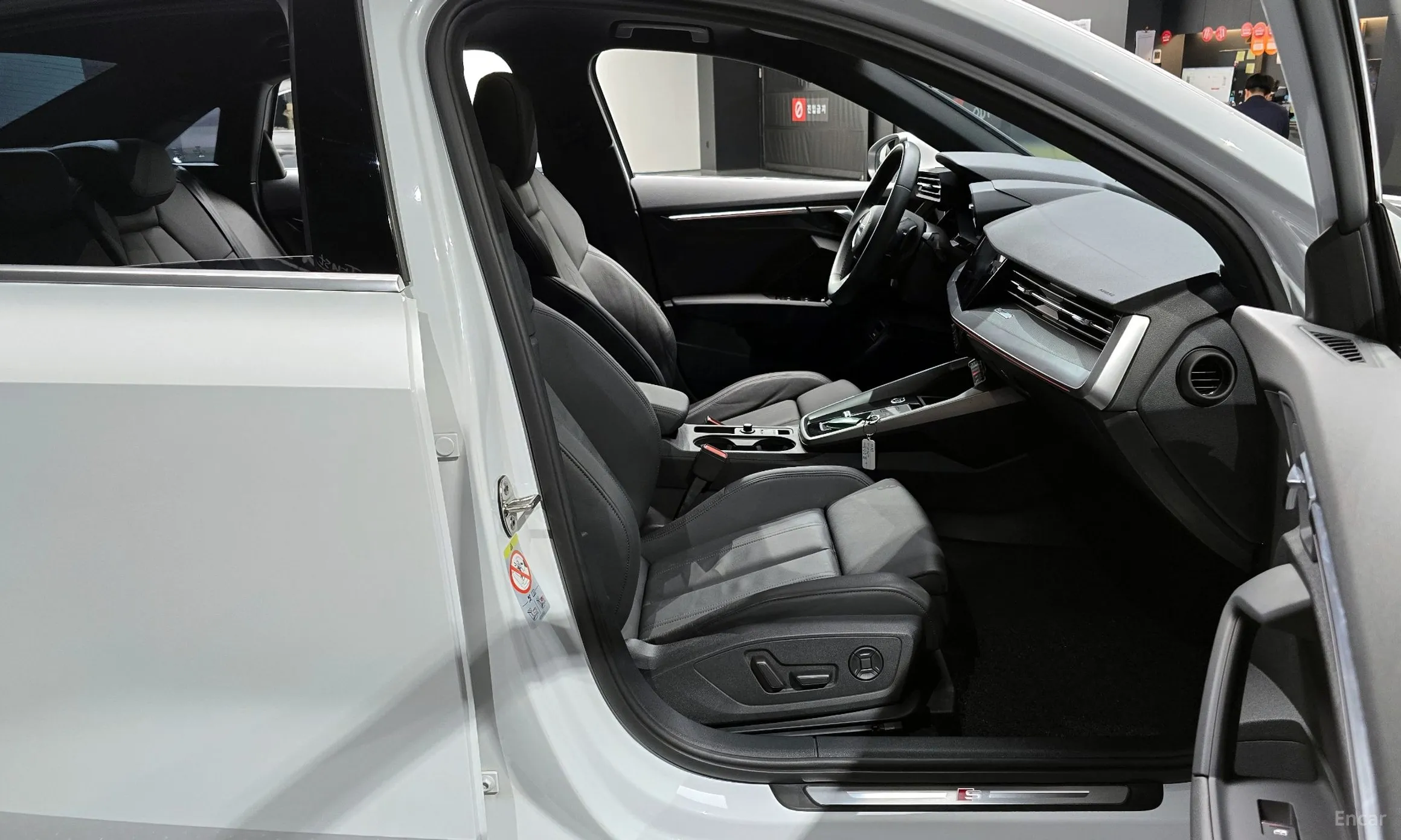 Audi A3 (8Y) превью 11