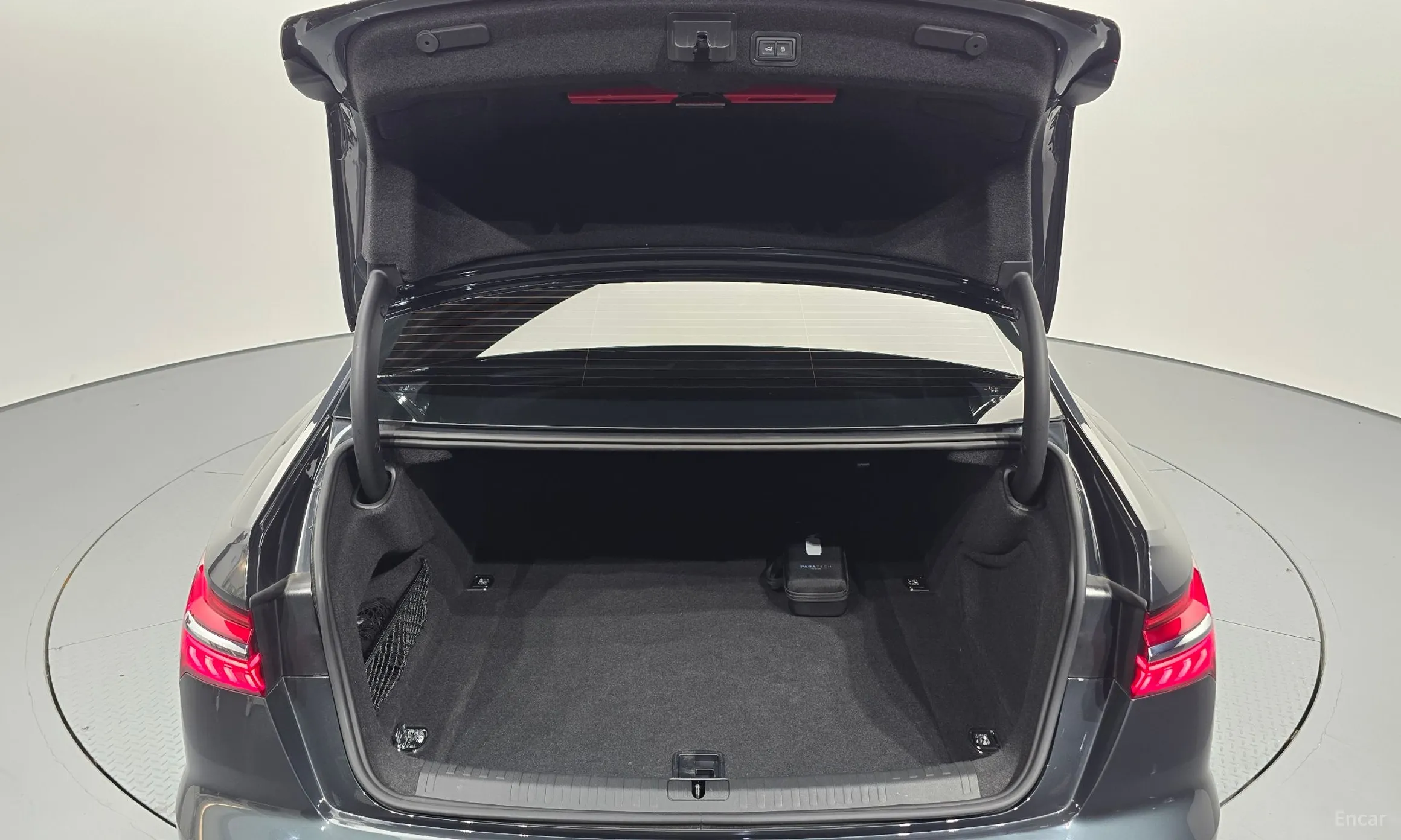 Audi A6 (C8) превью 20