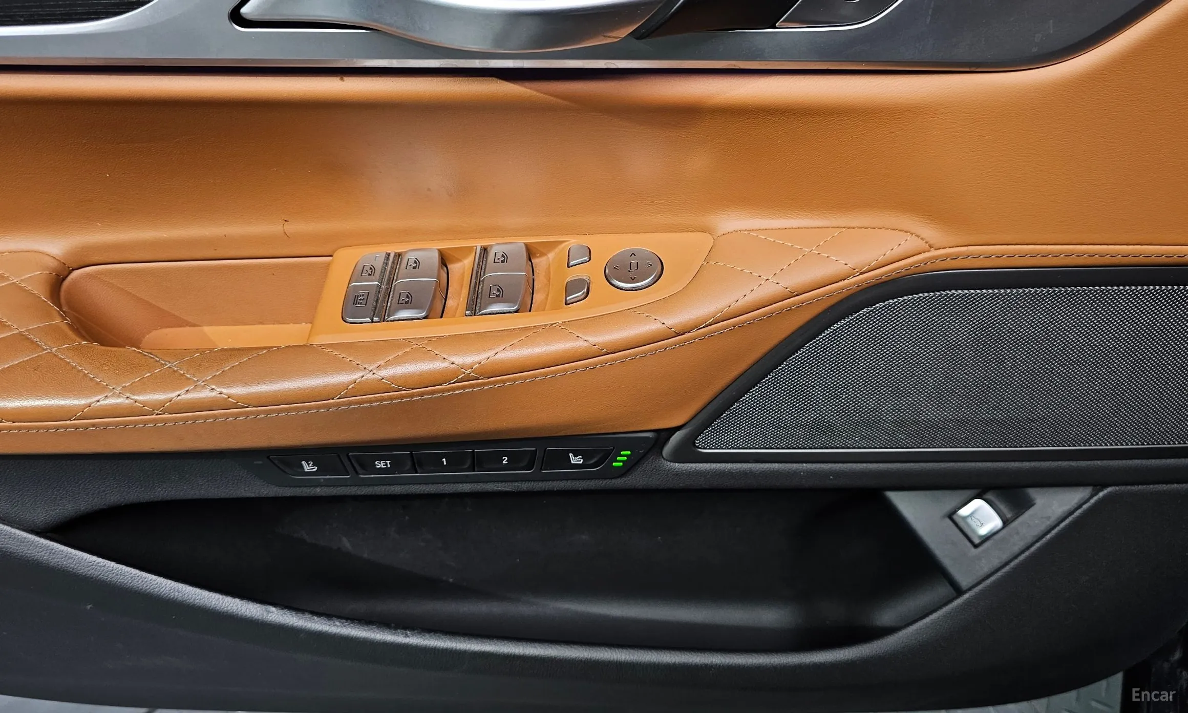 BMW 7 Series (G11) превью 18