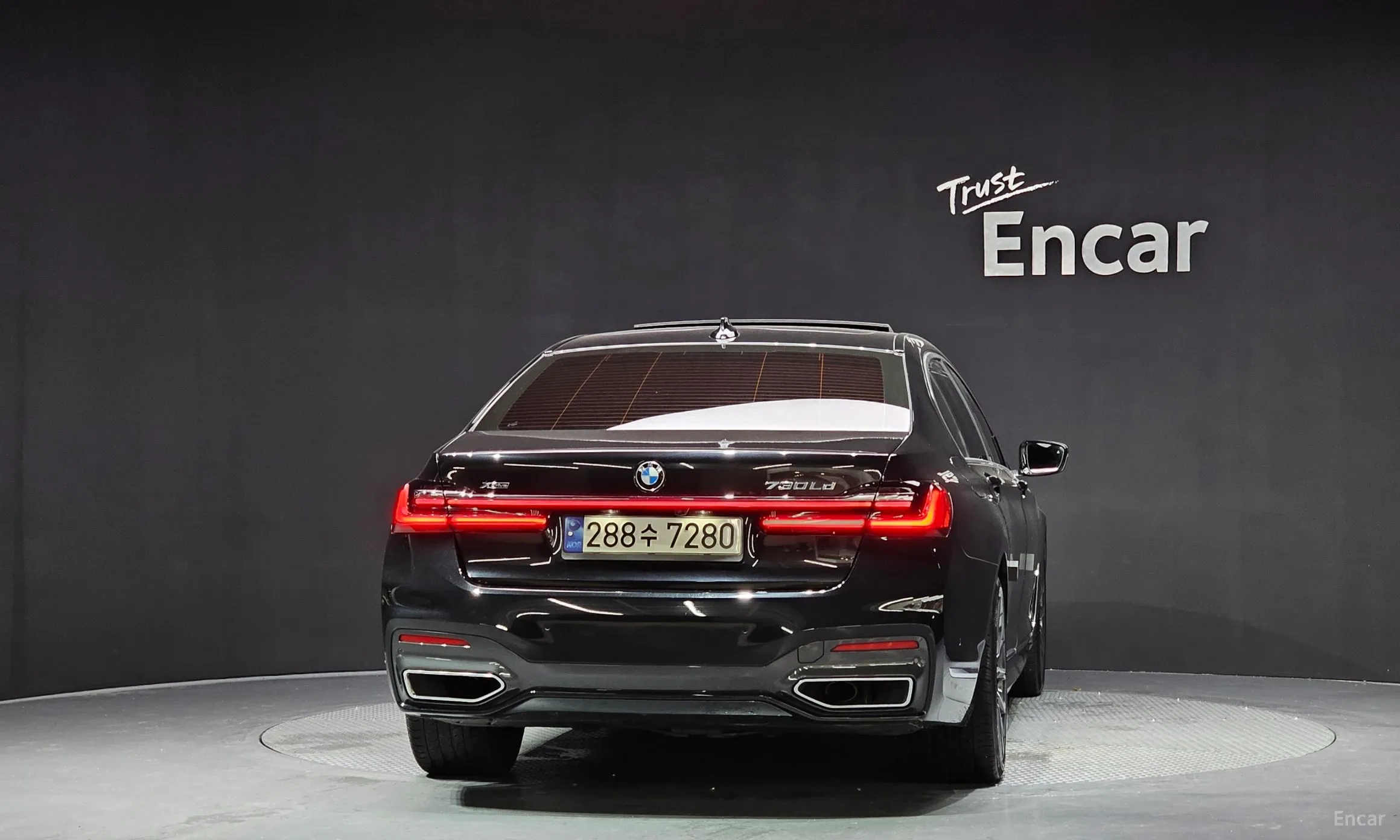 BMW 7 Series (G11) превью 4