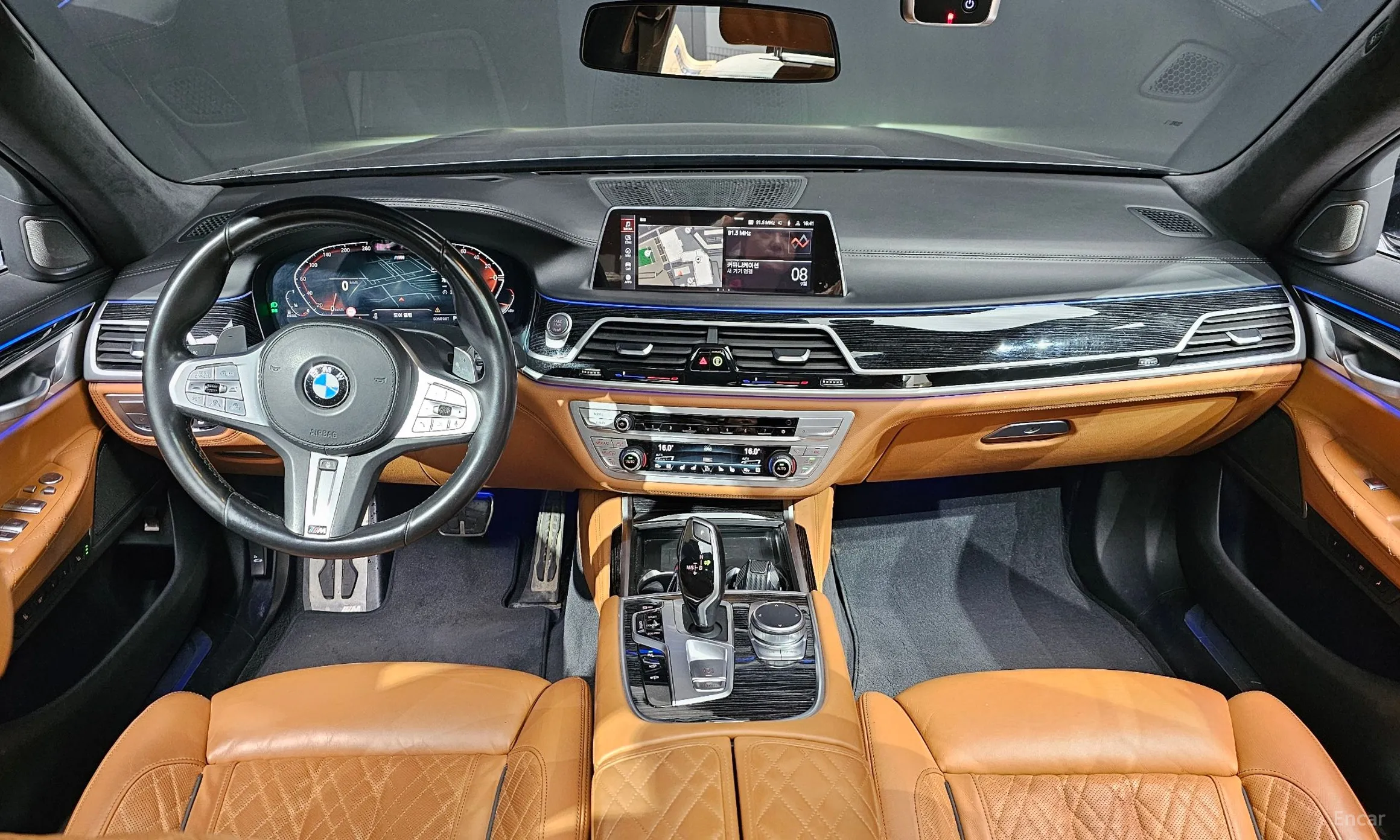 BMW 7 Series (G11) превью 7