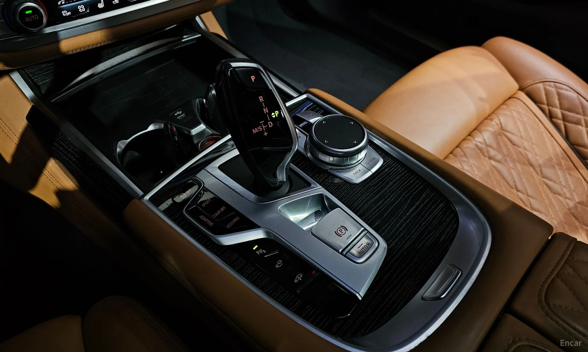BMW 7 Series (G11) превью 9