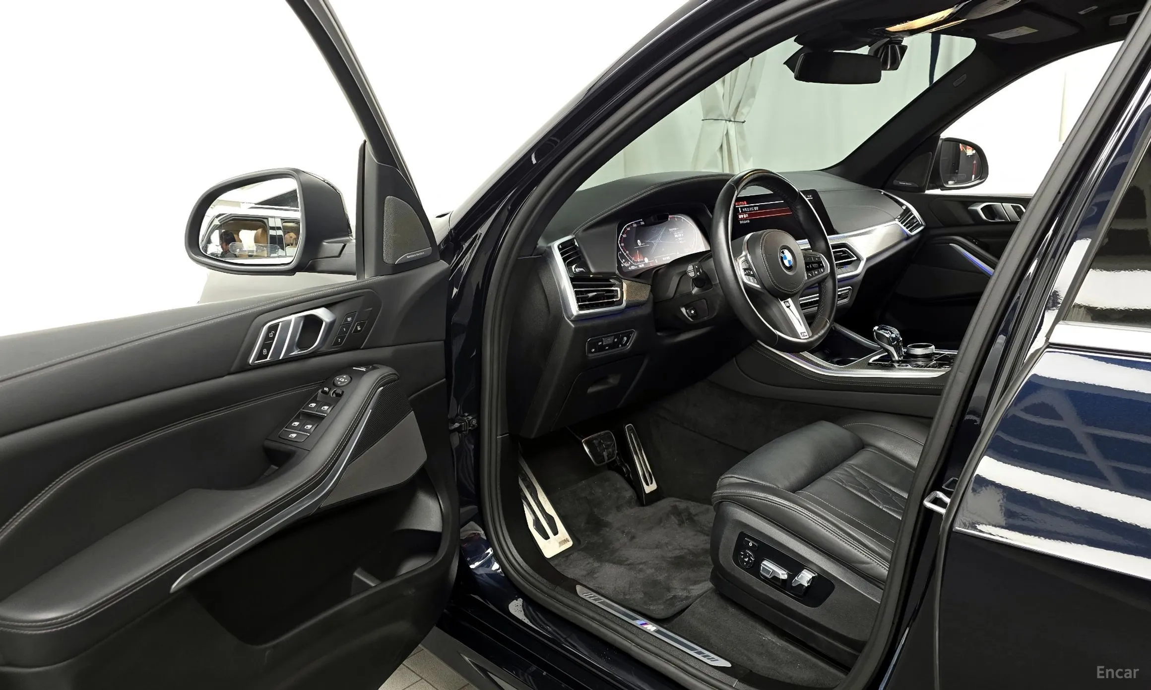 BMW X5 (G05) превью 10
