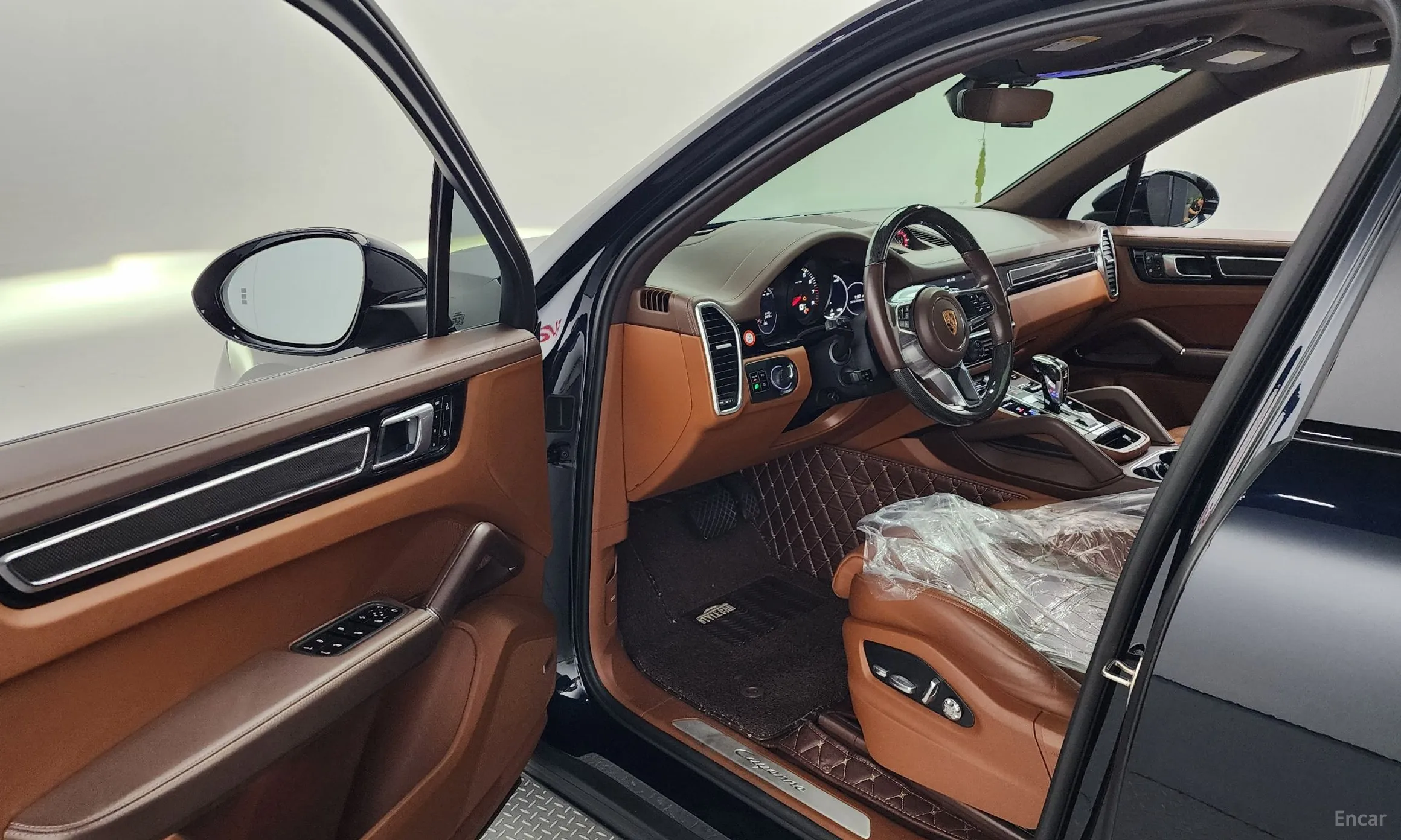 Porsche Cayenne (PO536) превью 10