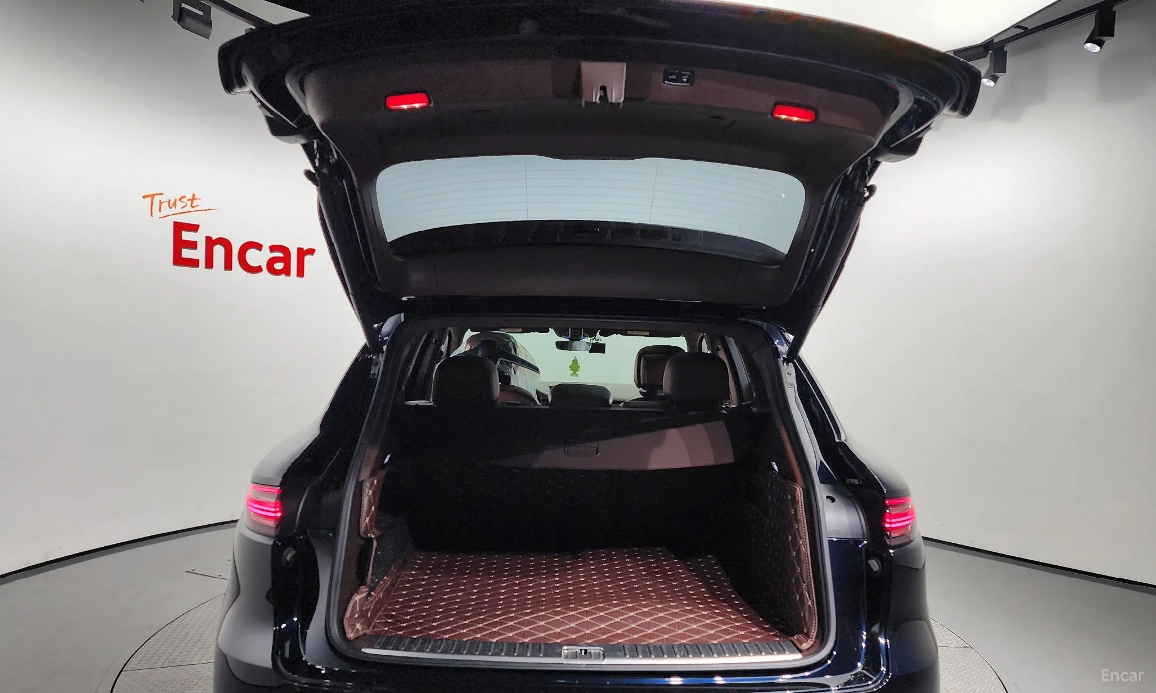 Porsche Cayenne (PO536) превью 20