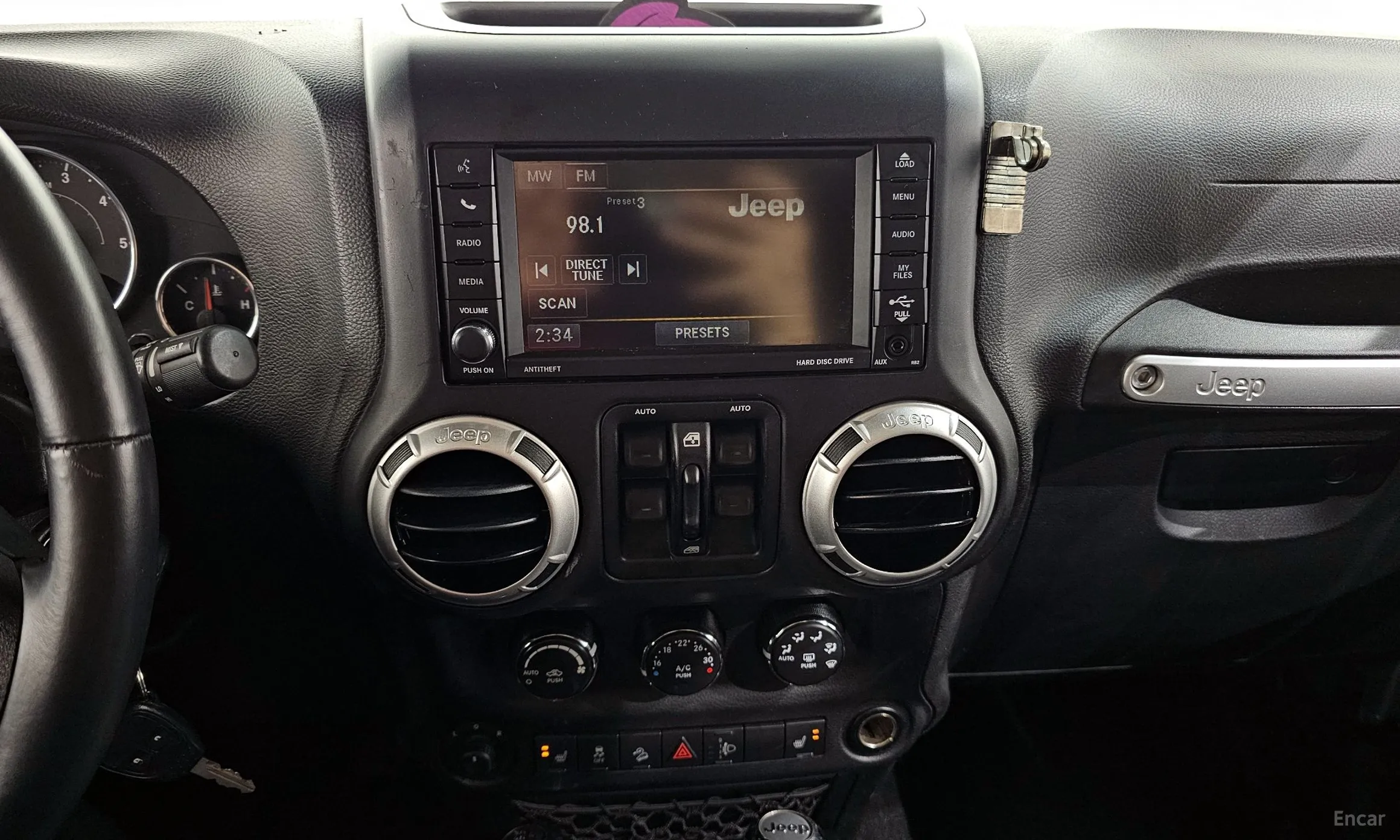Jeep Wrangler (JK) превью 14
