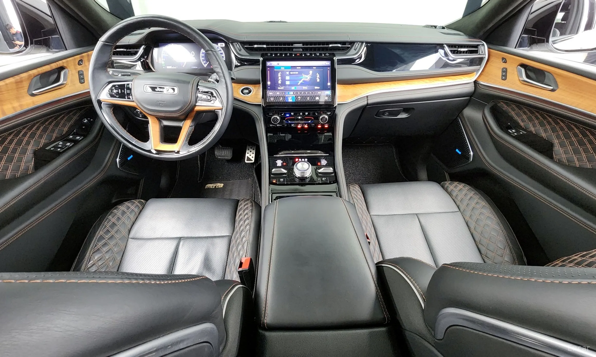 Jeep Grand Cherokee (WL) превью 7