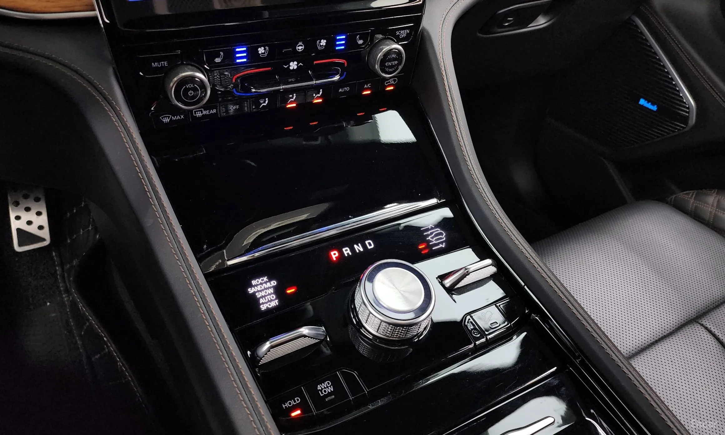 Jeep Grand Cherokee (WL) превью 9