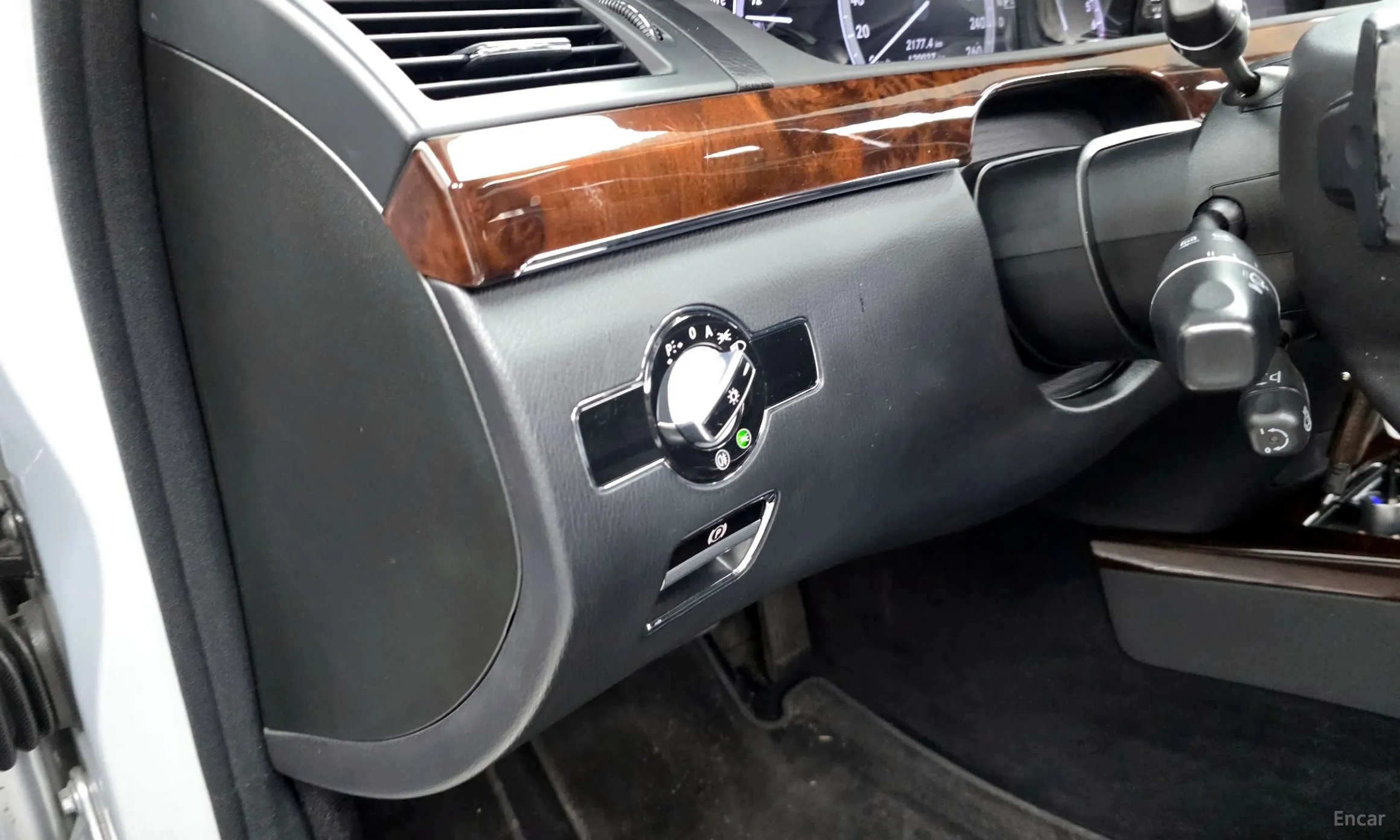 Mercedes Benz S-Class W221 превью 16