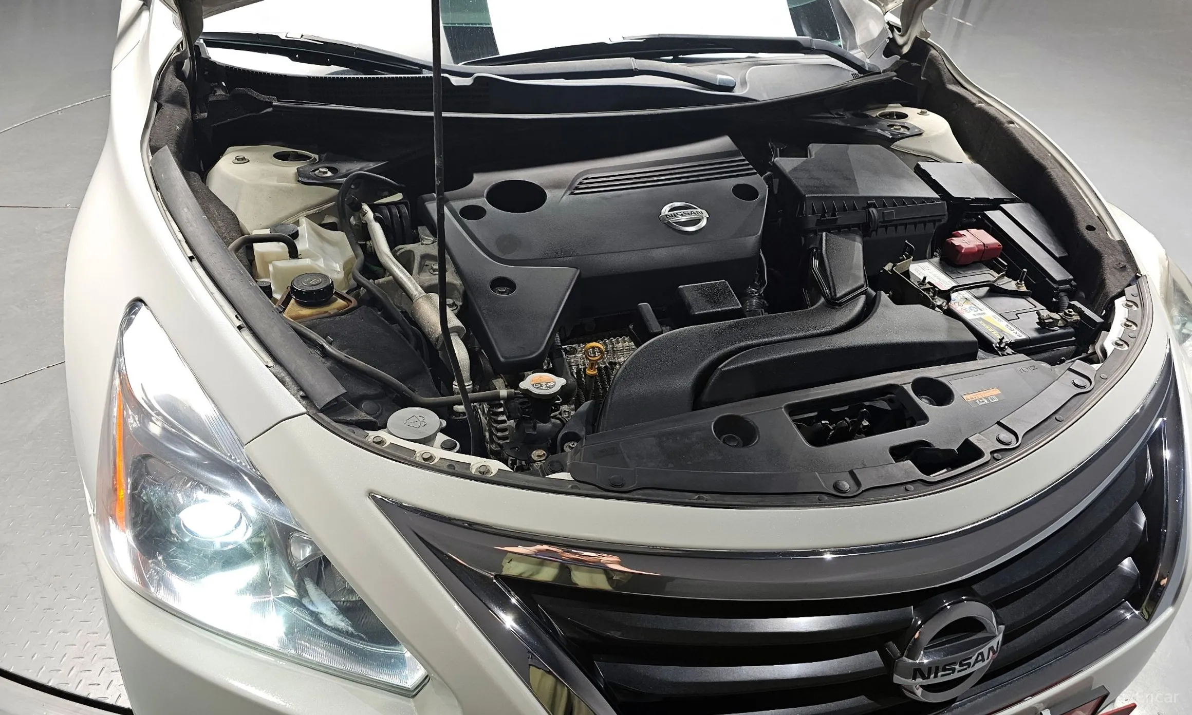 Nissan Altima превью 6