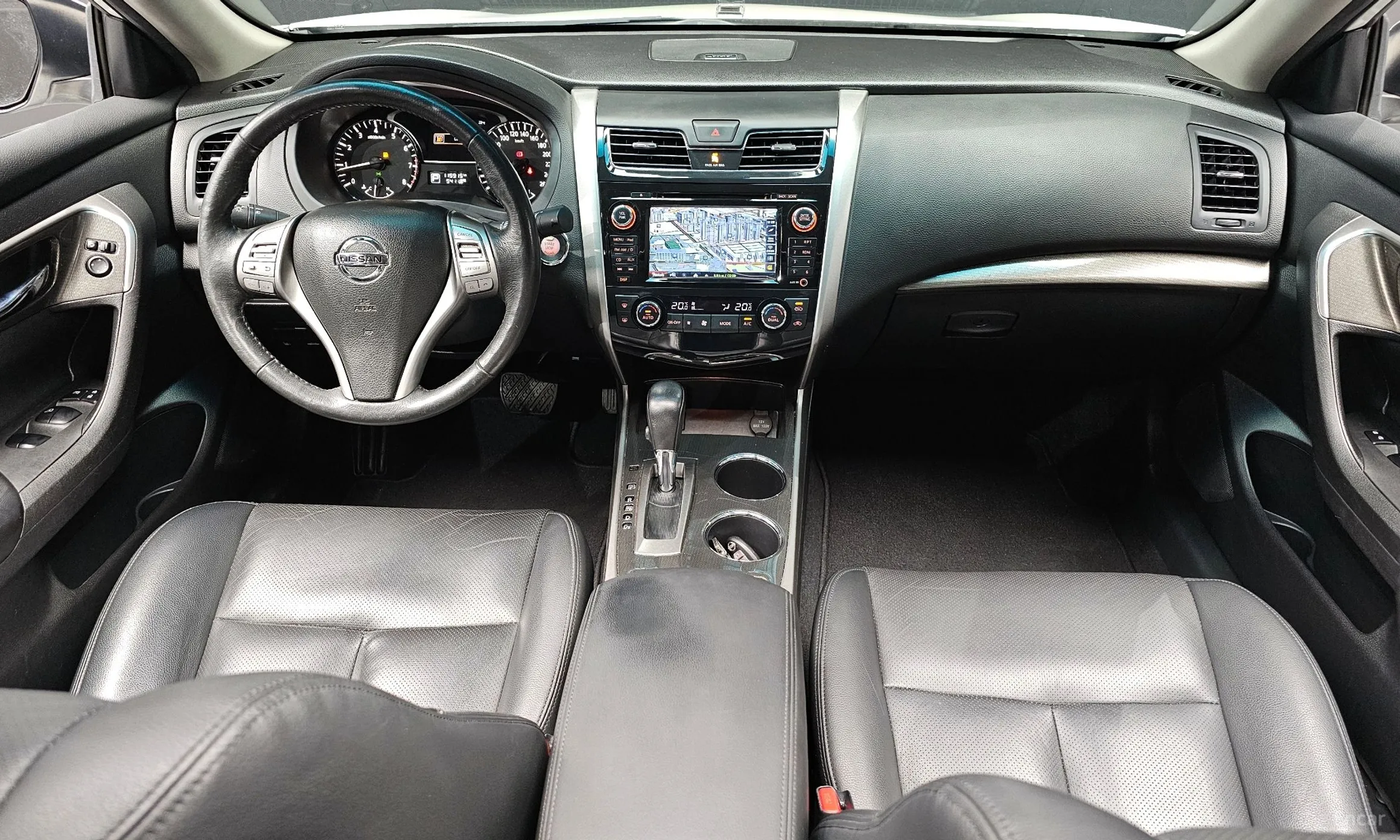 Nissan Altima превью 7