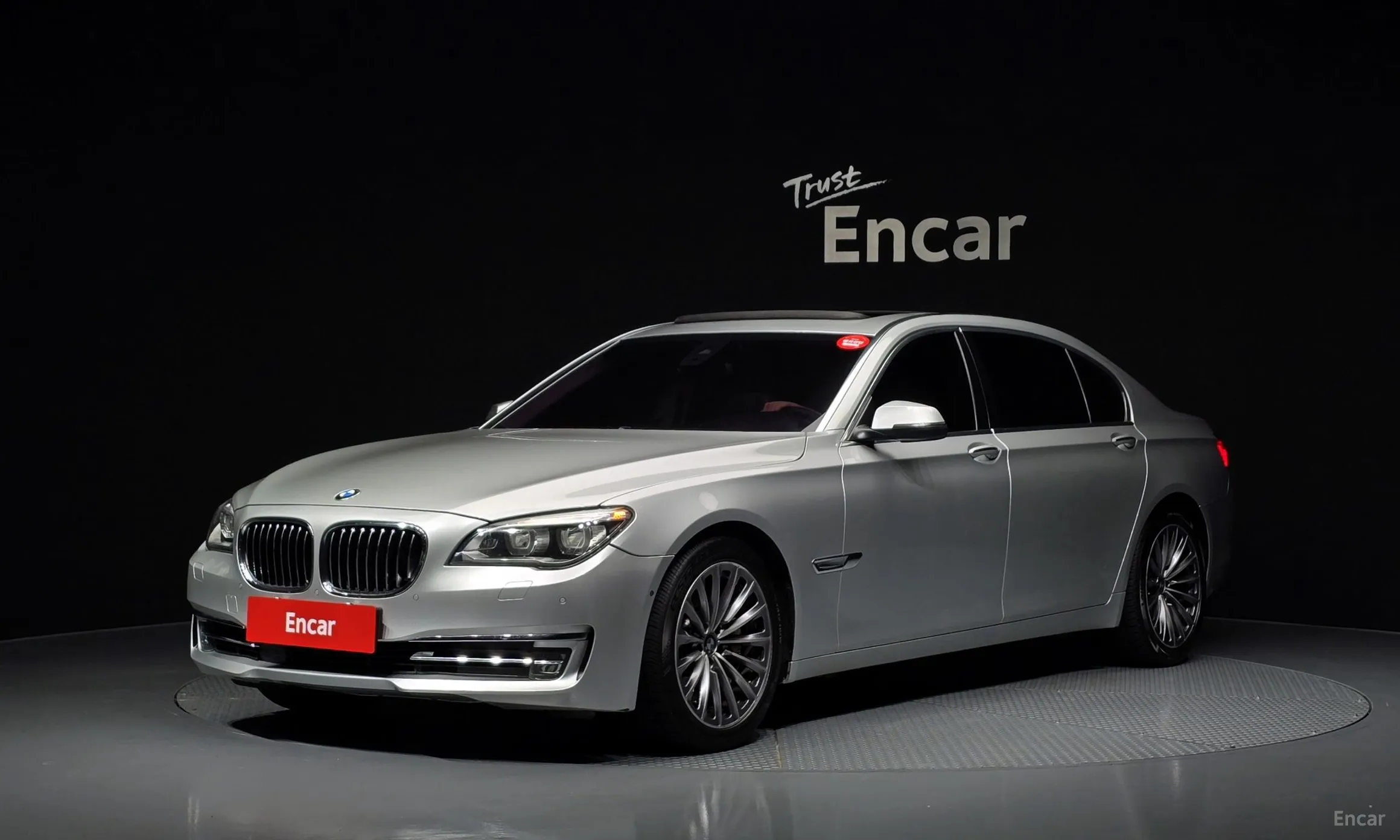 BMW 7 Series (F01)