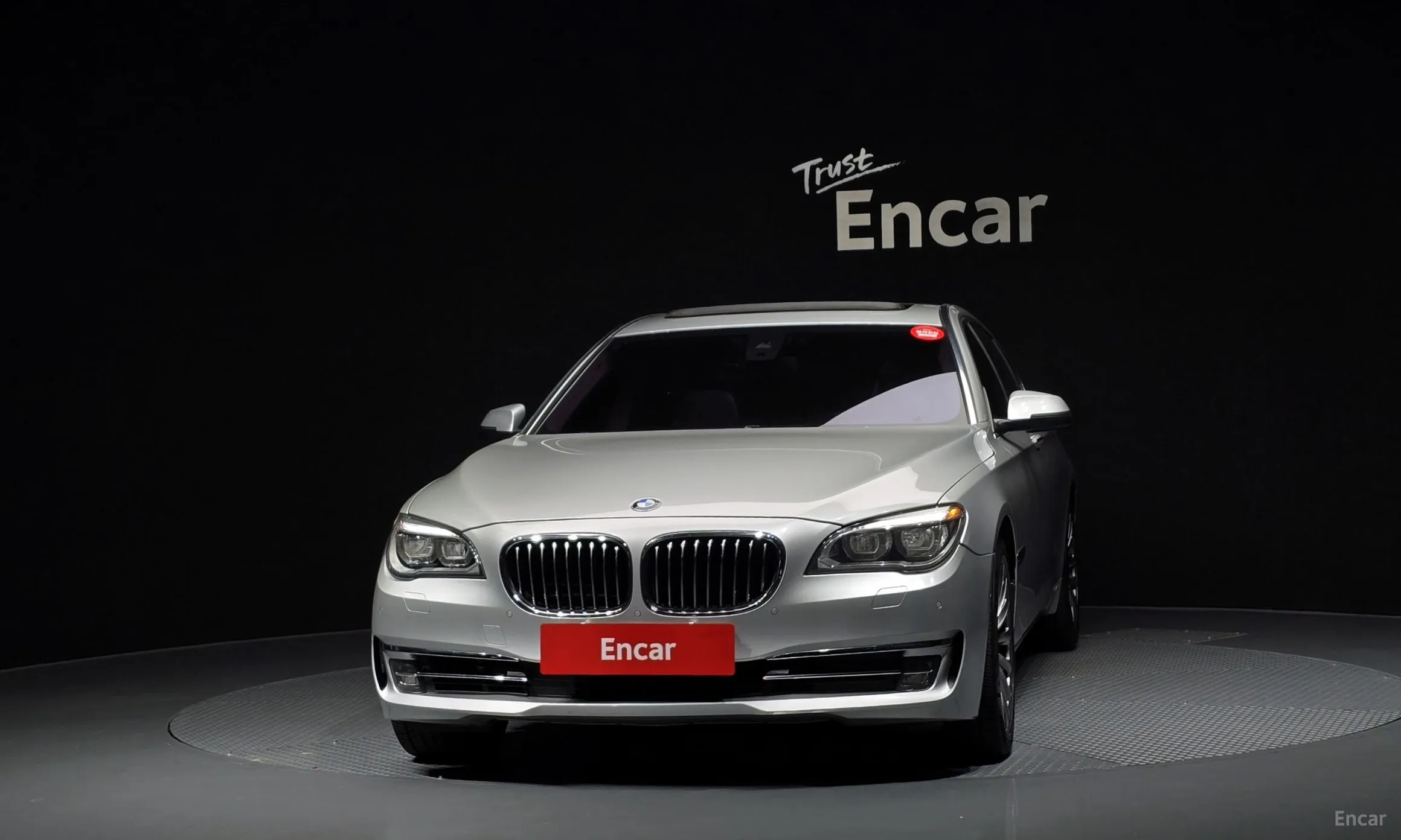 BMW 7 Series (F01) превью 3