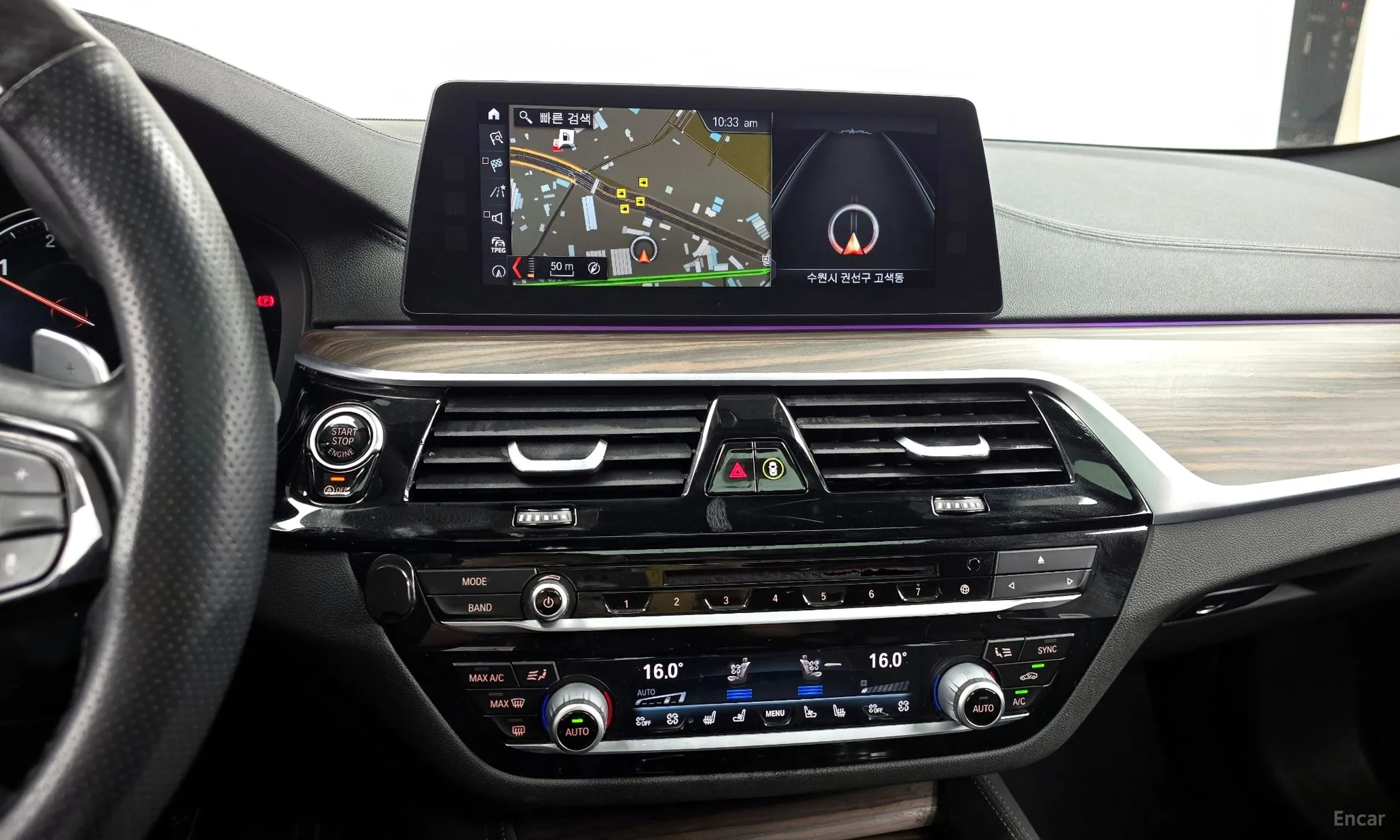 BMW 5 Series (G30) превью 14