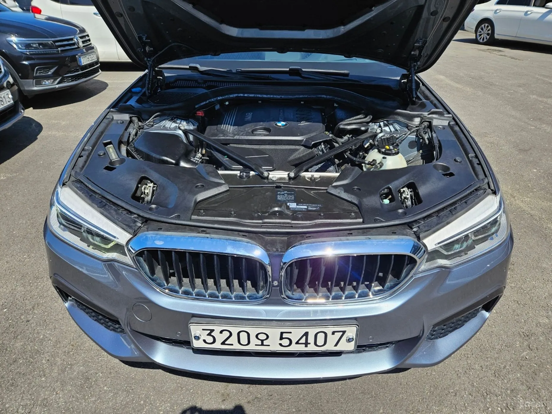 BMW 5 Series (G30) превью 6