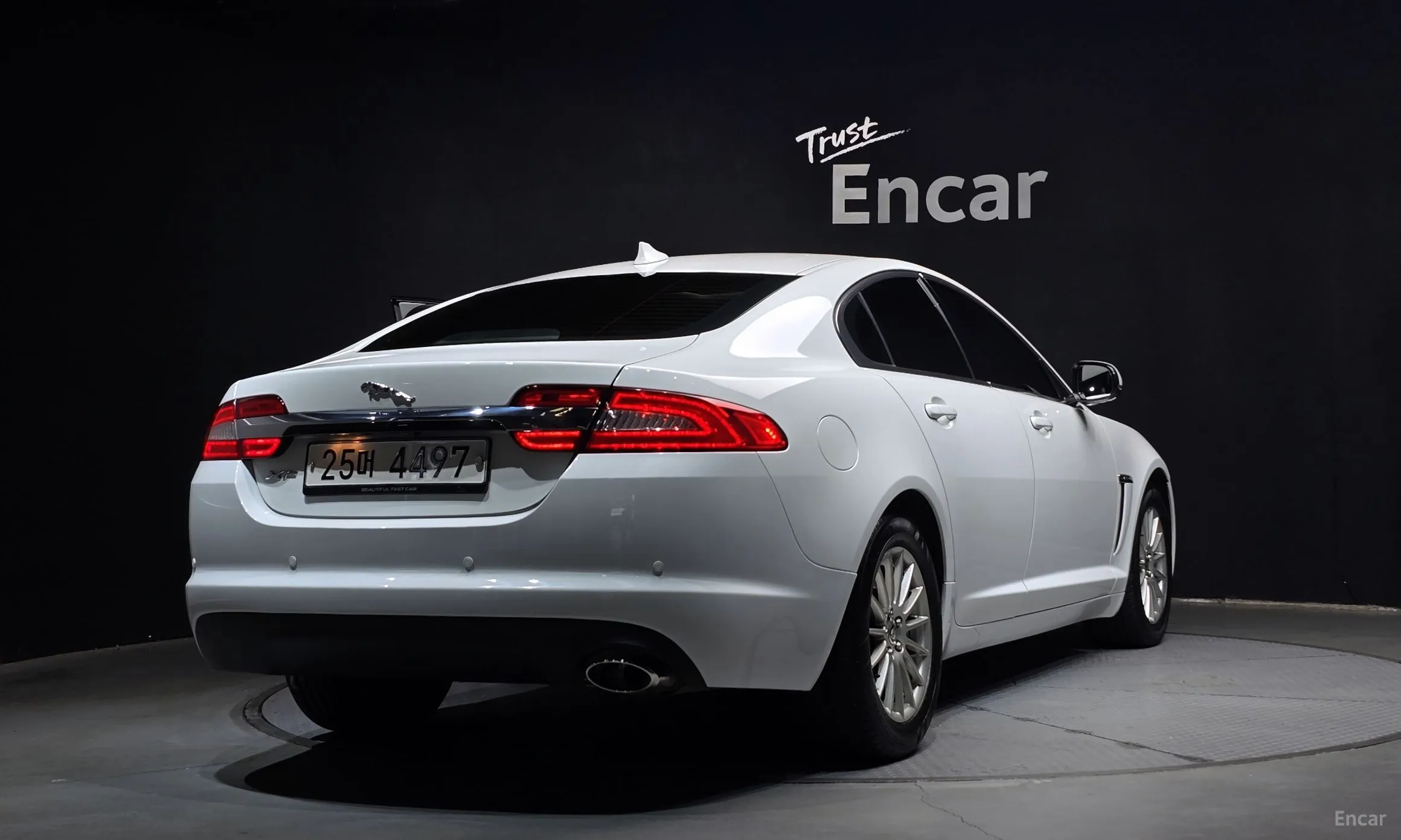 Jaguar New XF